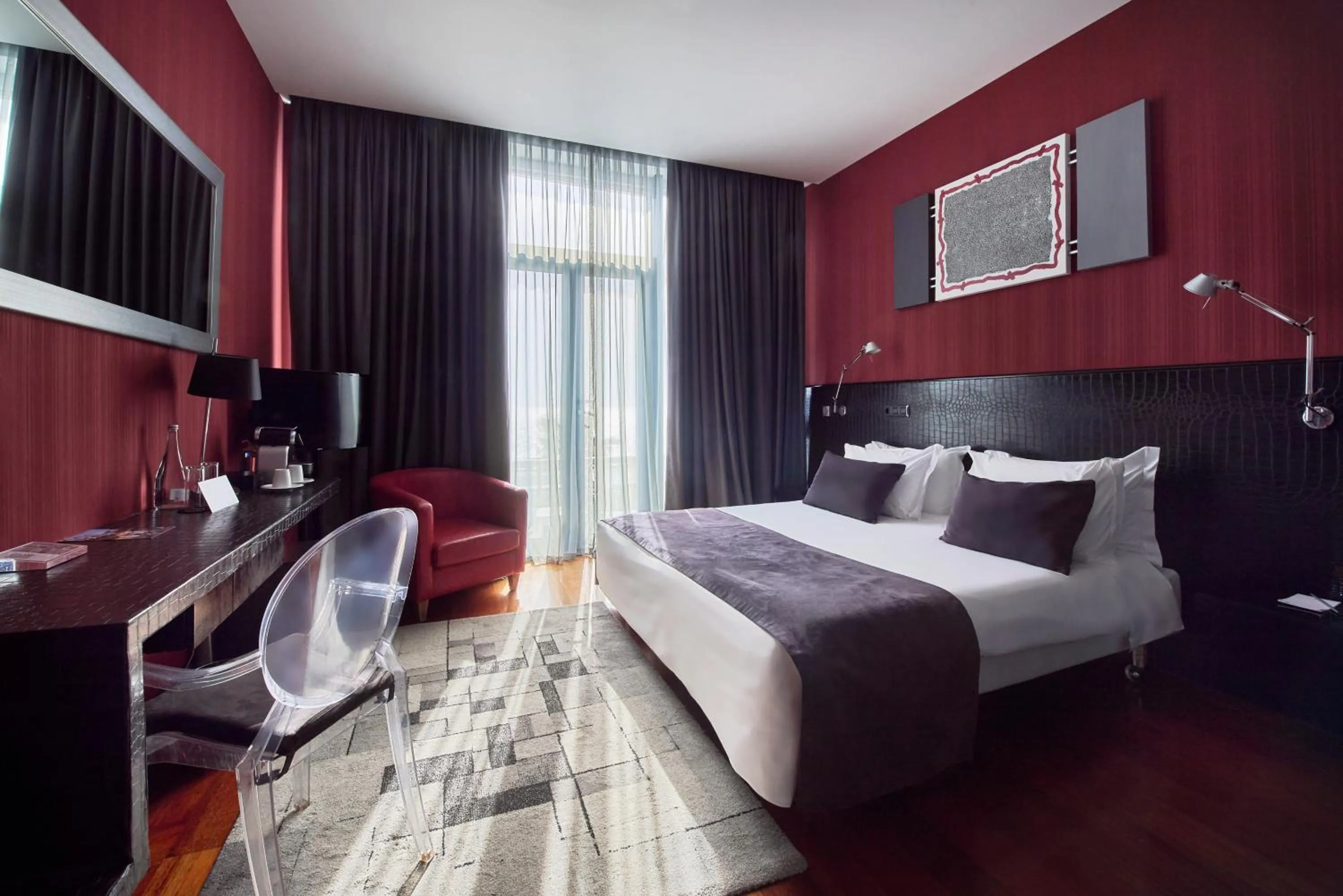 Sea view, Bed in Farol Hotel