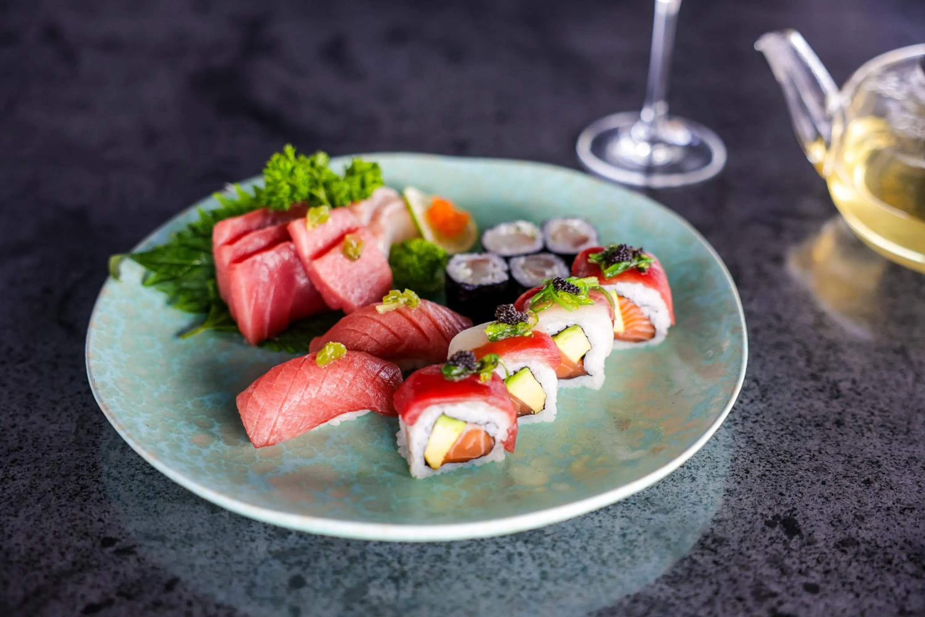 Restaurant/places to eat in Farol Hotel