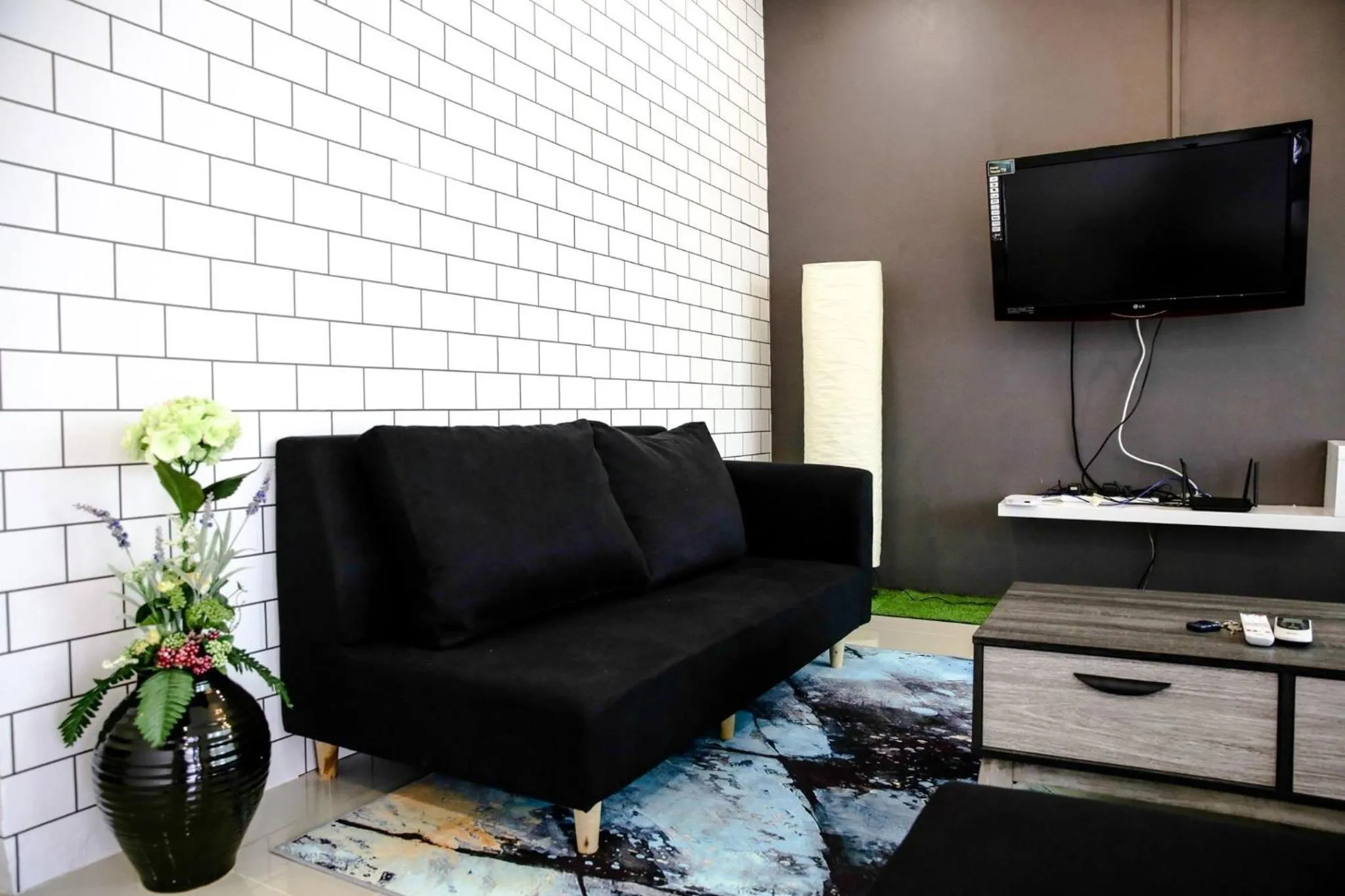 Sibu Swanhouse No.3
