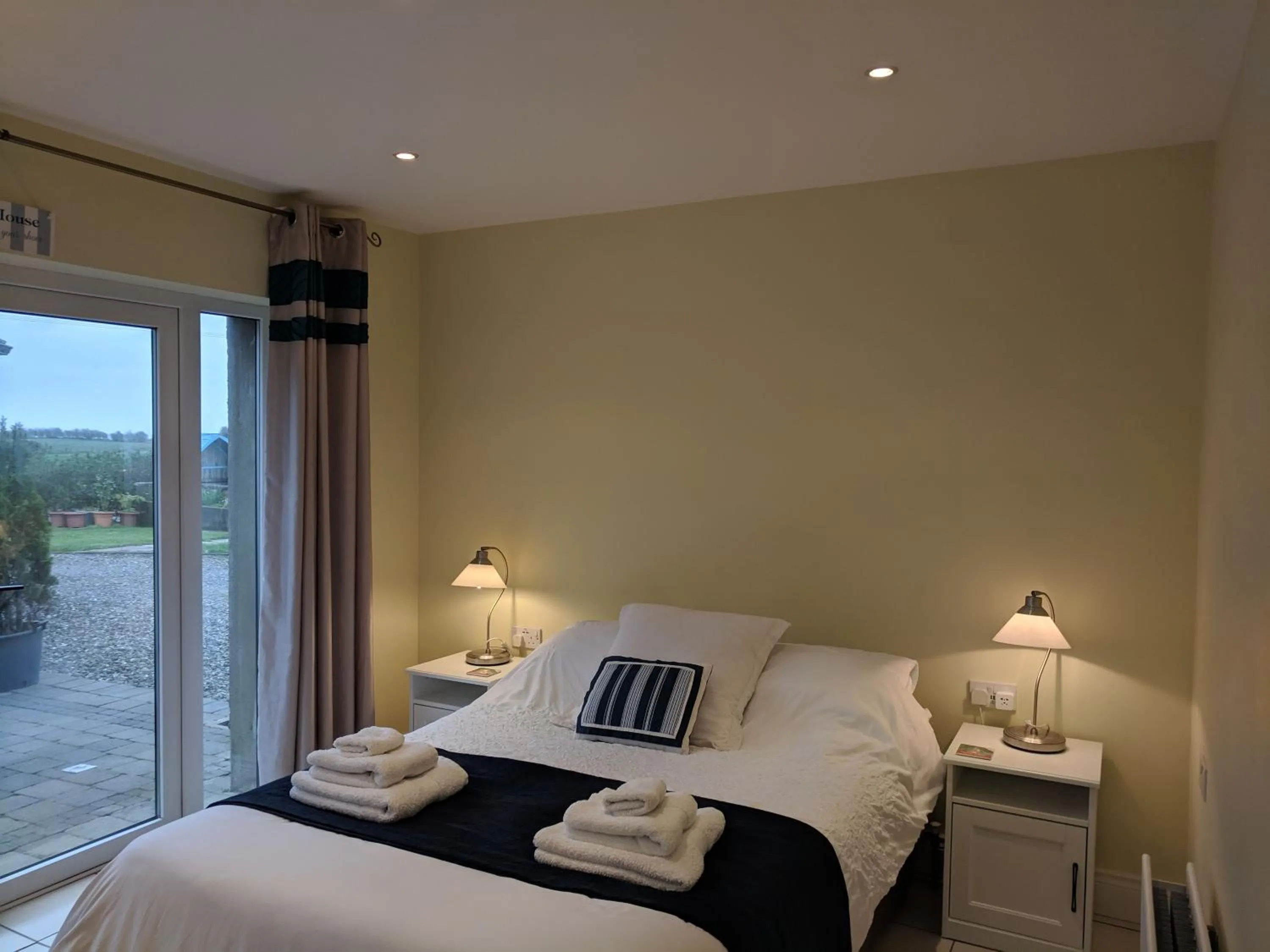 Bedroom, Bed in The Garden Room, Portrush