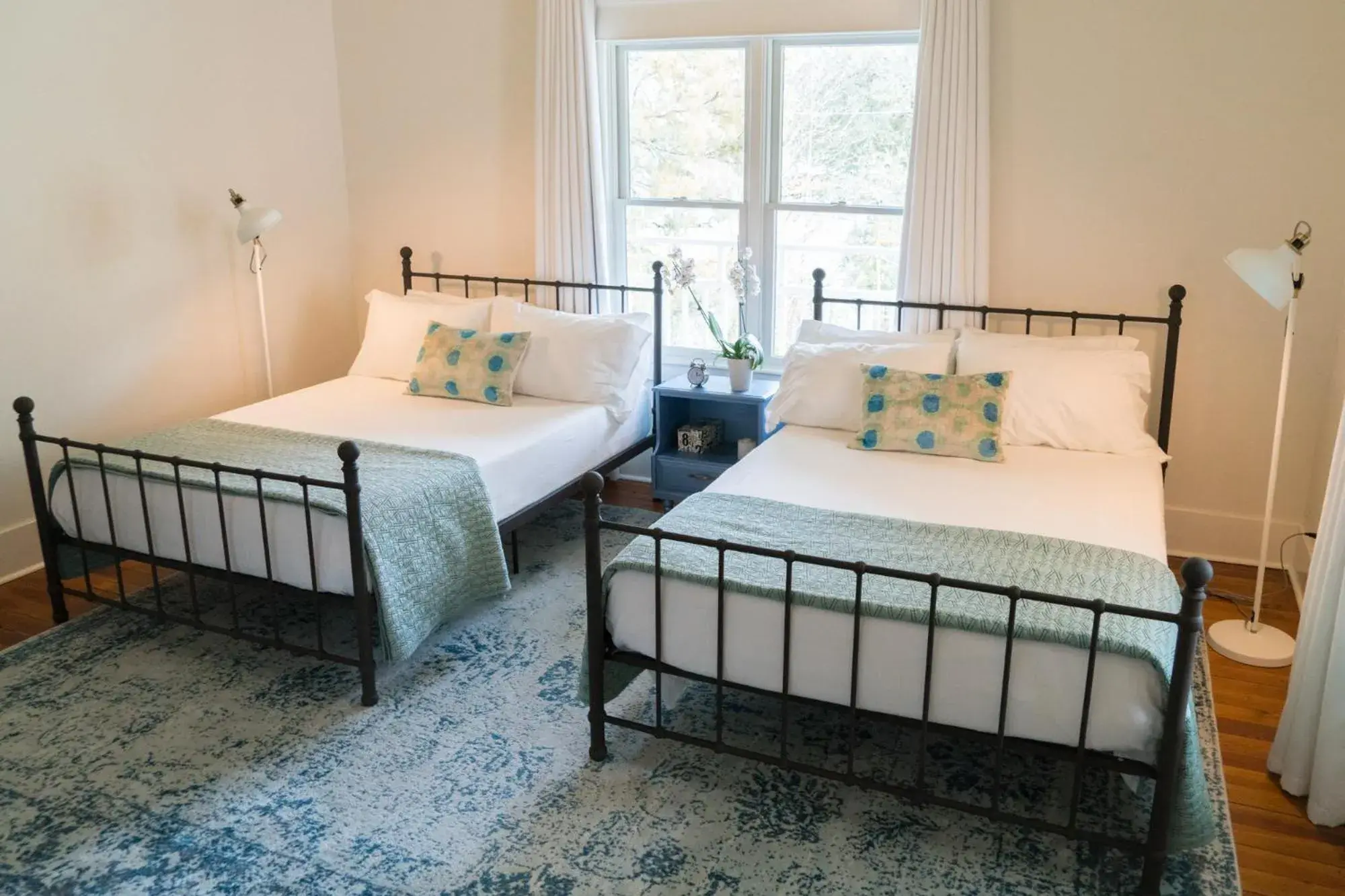 Deluxe Double or Twin Room with Balcony in Abita Springs Hotel Deluxe Double or Twin Room with Balcony in Abita Springs Hotel