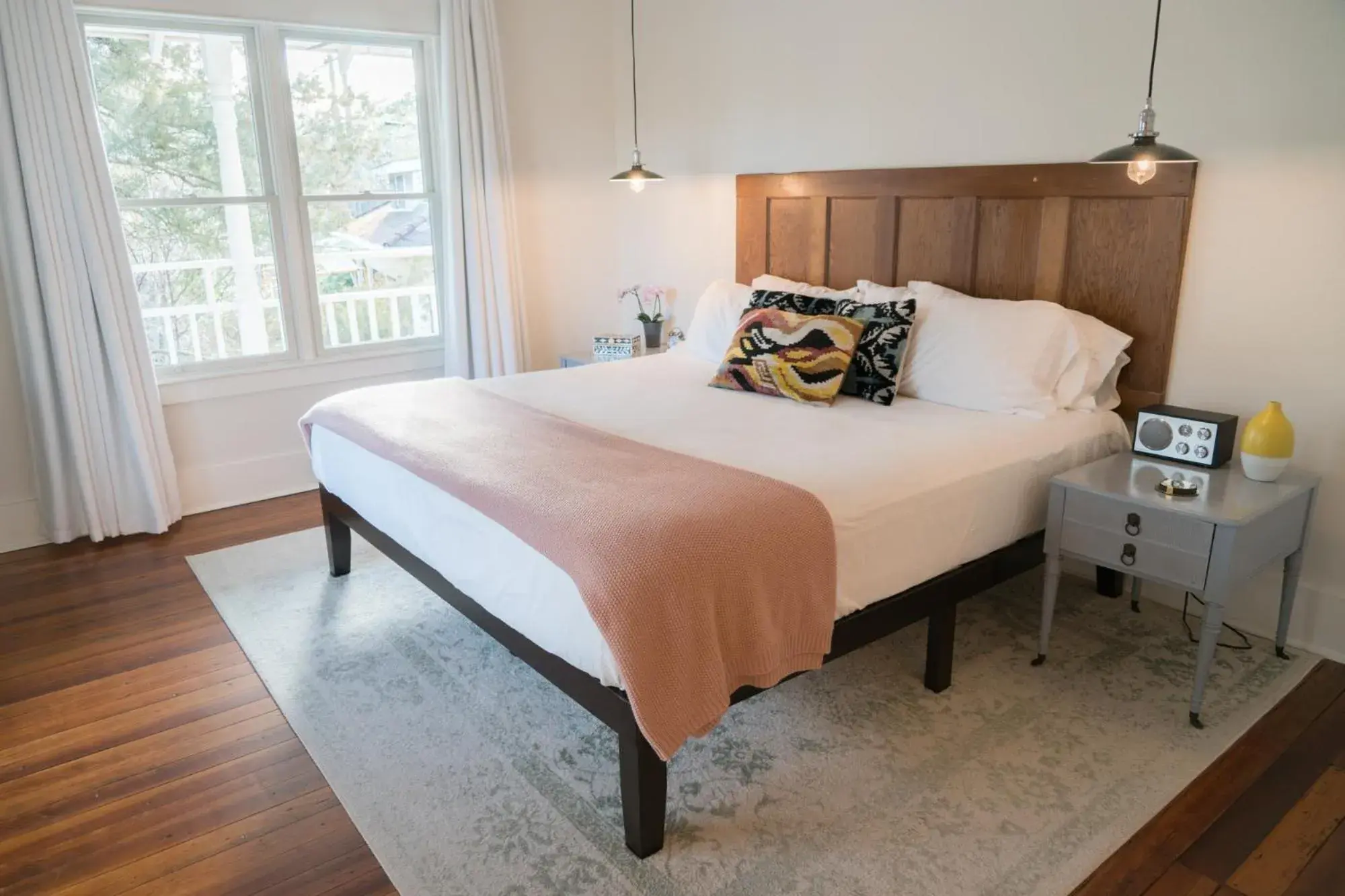 Deluxe Single Room with Balcony in Abita Springs Hotel Deluxe Single Room with Balcony in Abita Springs Hotel