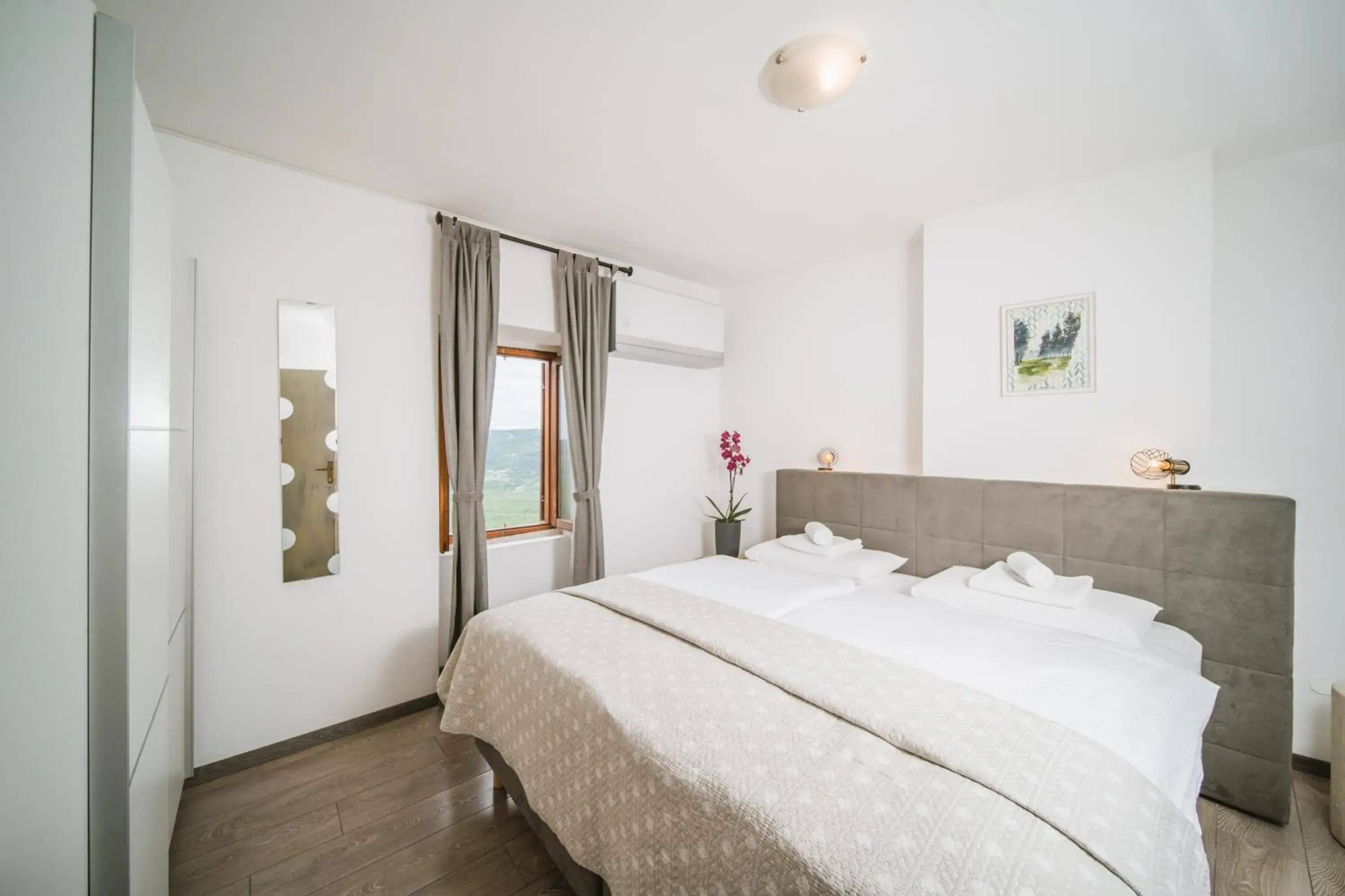 Double or Twin Room with Panoramic View in Villa Borgo B&B Double or Twin Room with Panoramic View in Villa Borgo B&B