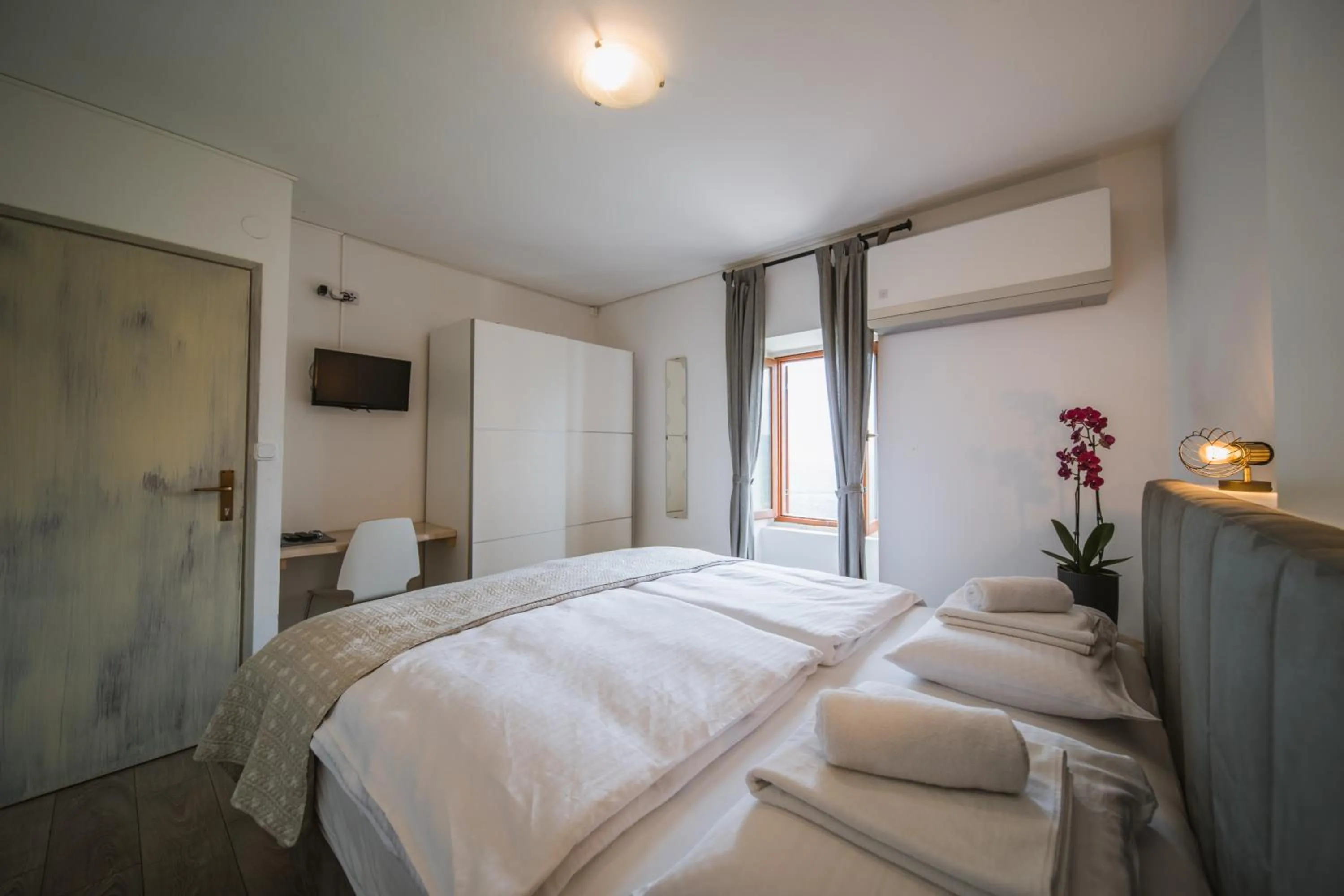 Bedroom, Bed in Villa Borgo B&B