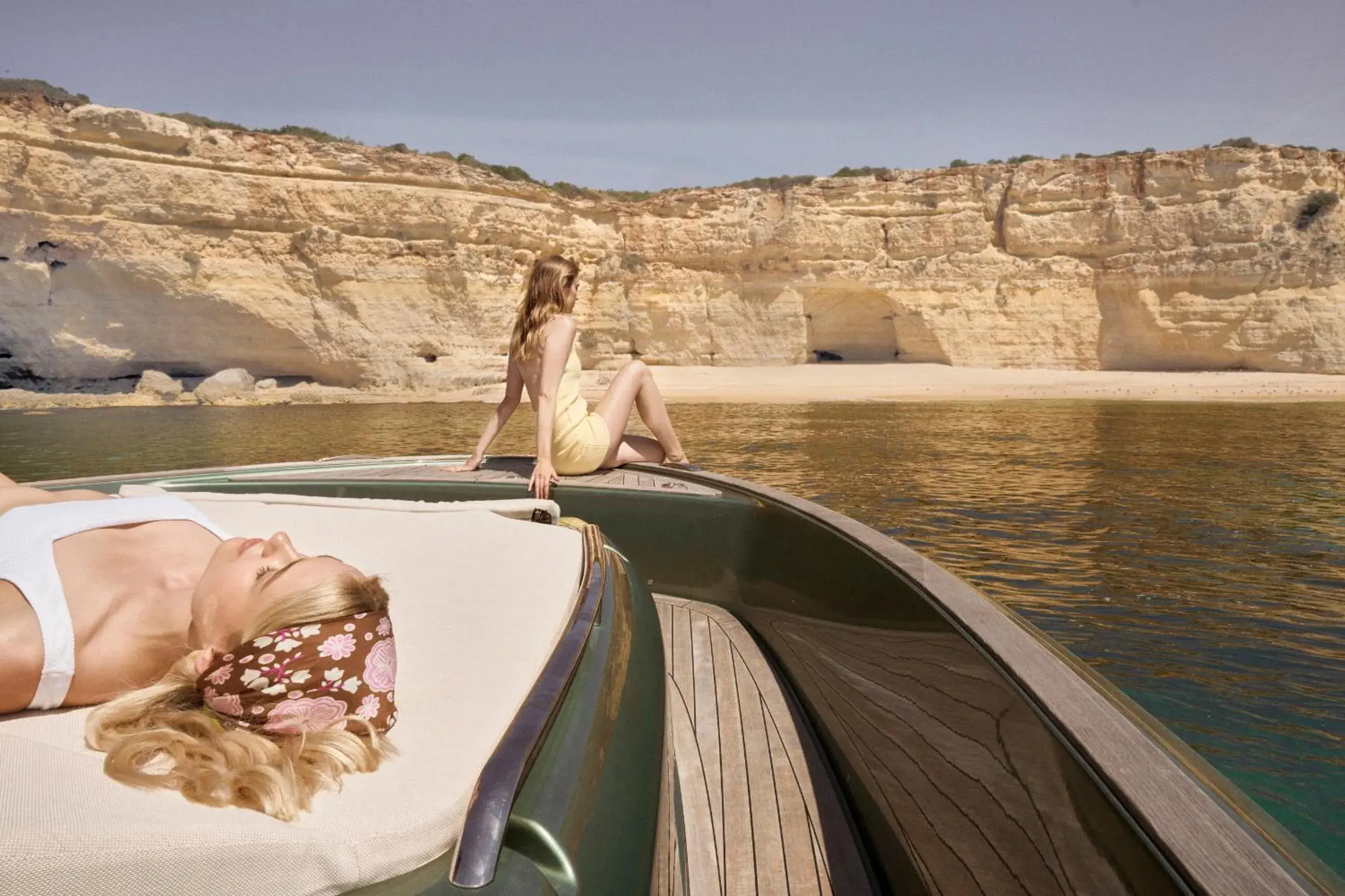 Property building in Vila Vita Parc Property building in Vila Vita Parc