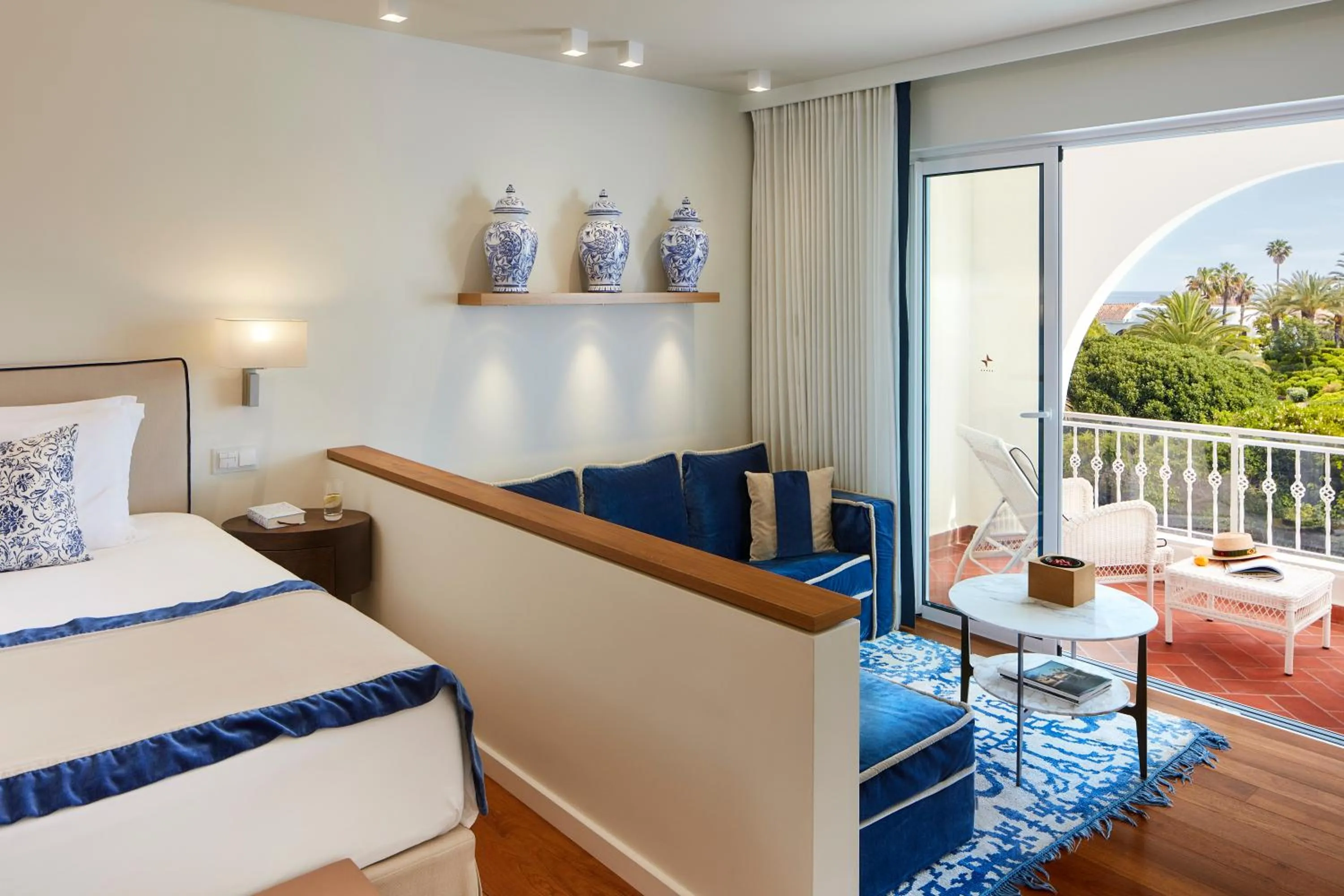 Property building, Bed in Vila Vita Parc