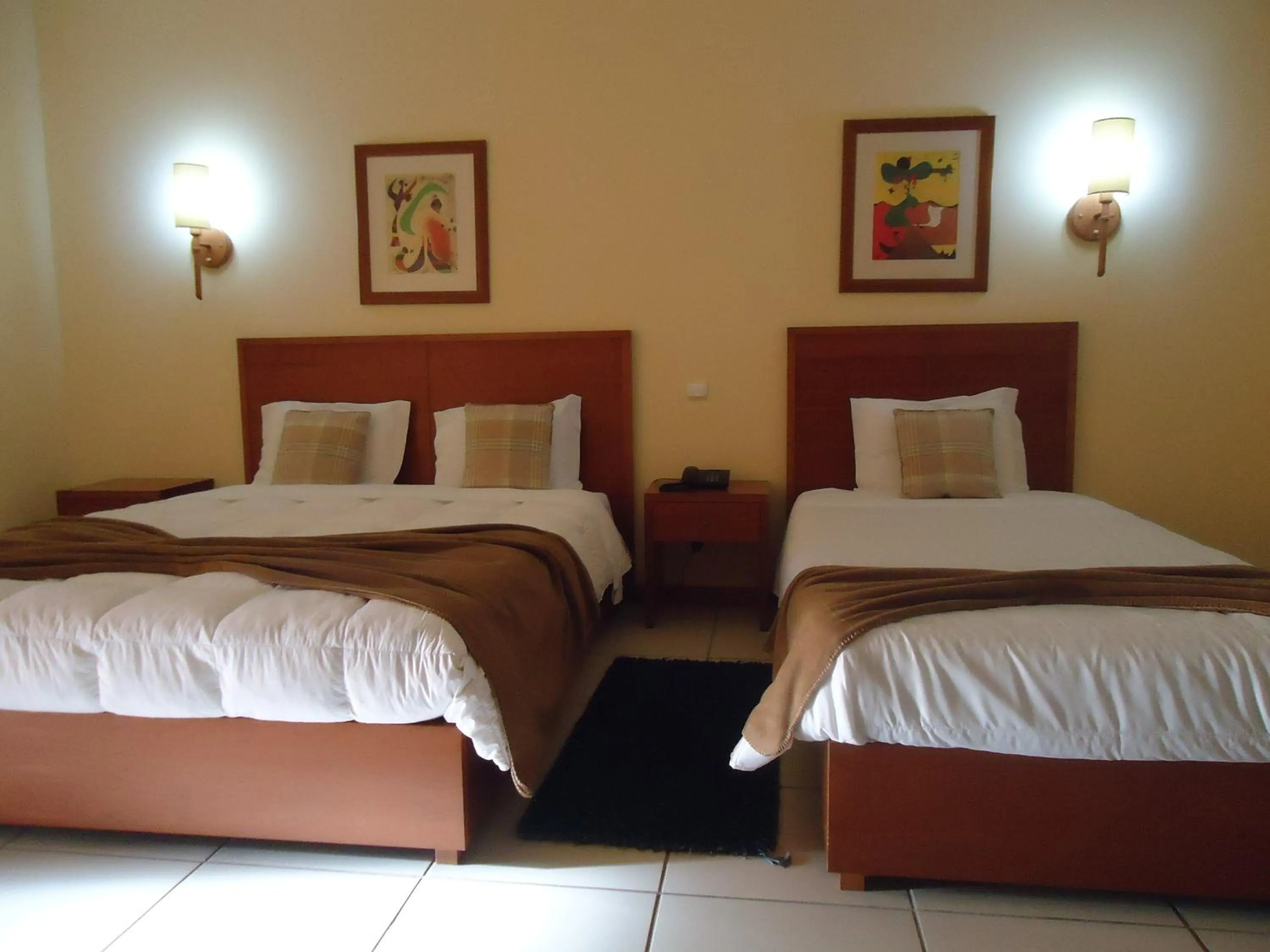 Photo of the whole room, Bed in Hotel Pombeira