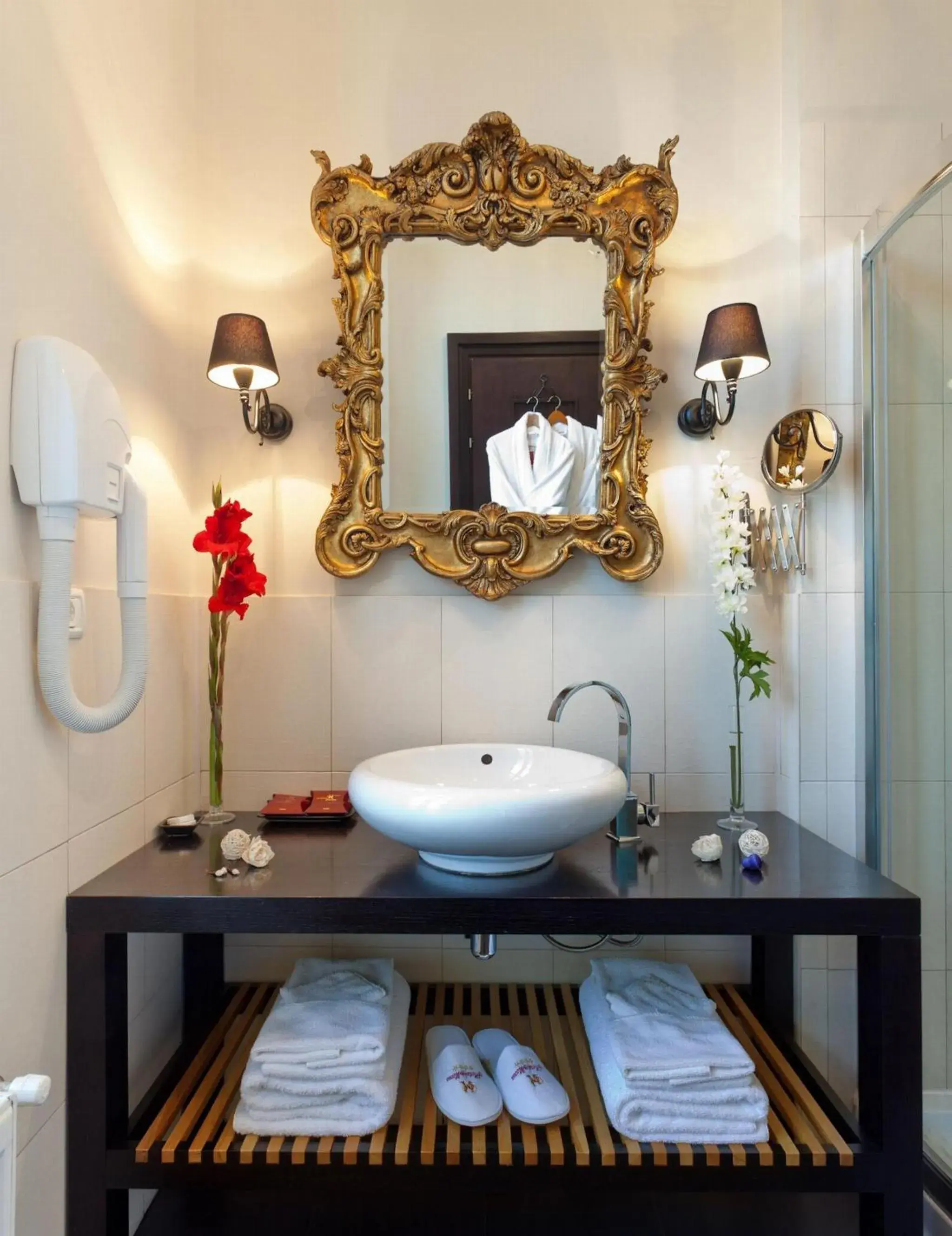 Executive Double or Twin Room - single occupancy in MOXA Bucharest Boutique Hotel Executive Double or Twin Room - single occupancy in MOXA Bucharest Boutique Hotel