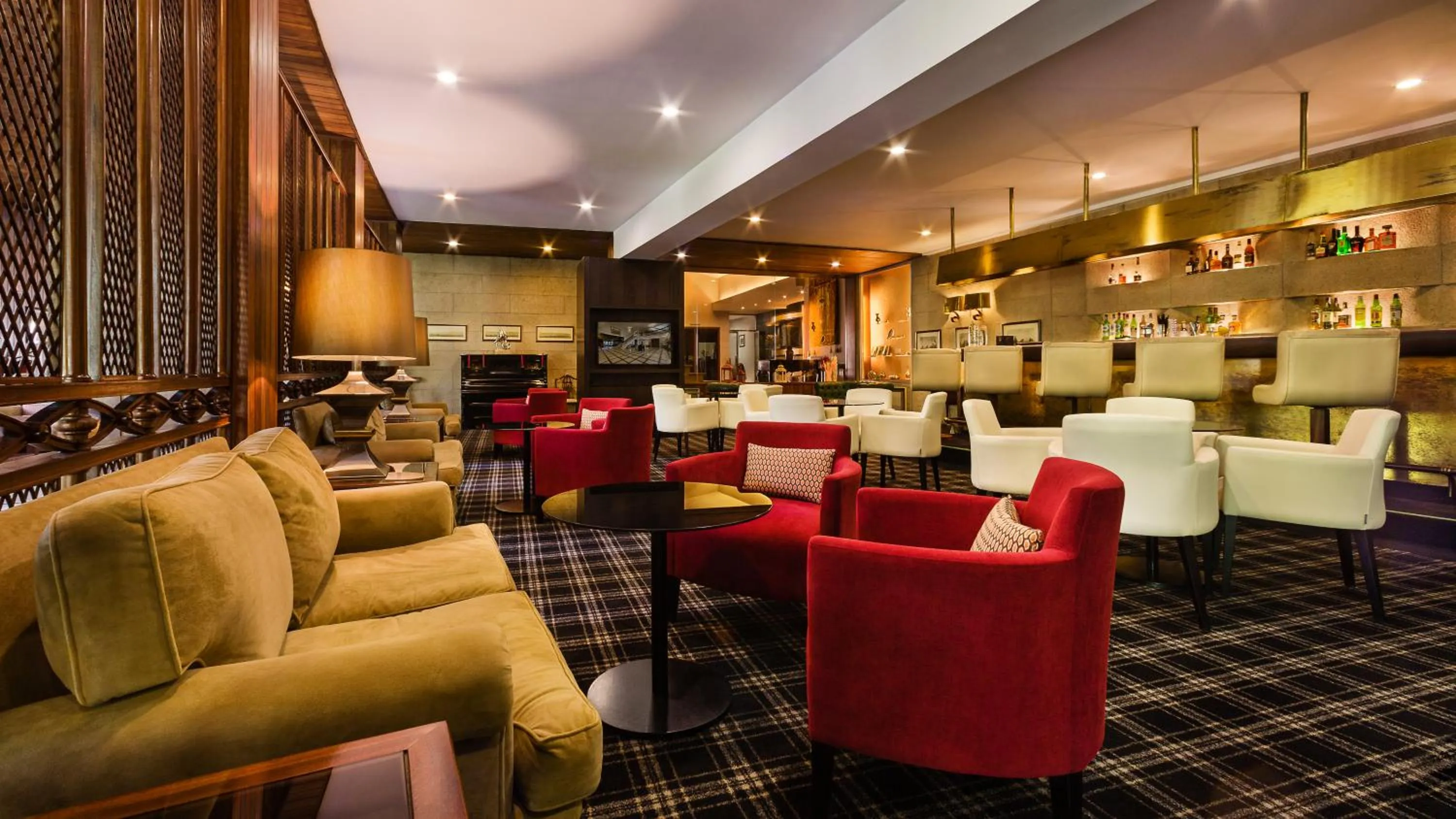 Lounge or bar in Grão Vasco - Historic Hotel and SPA