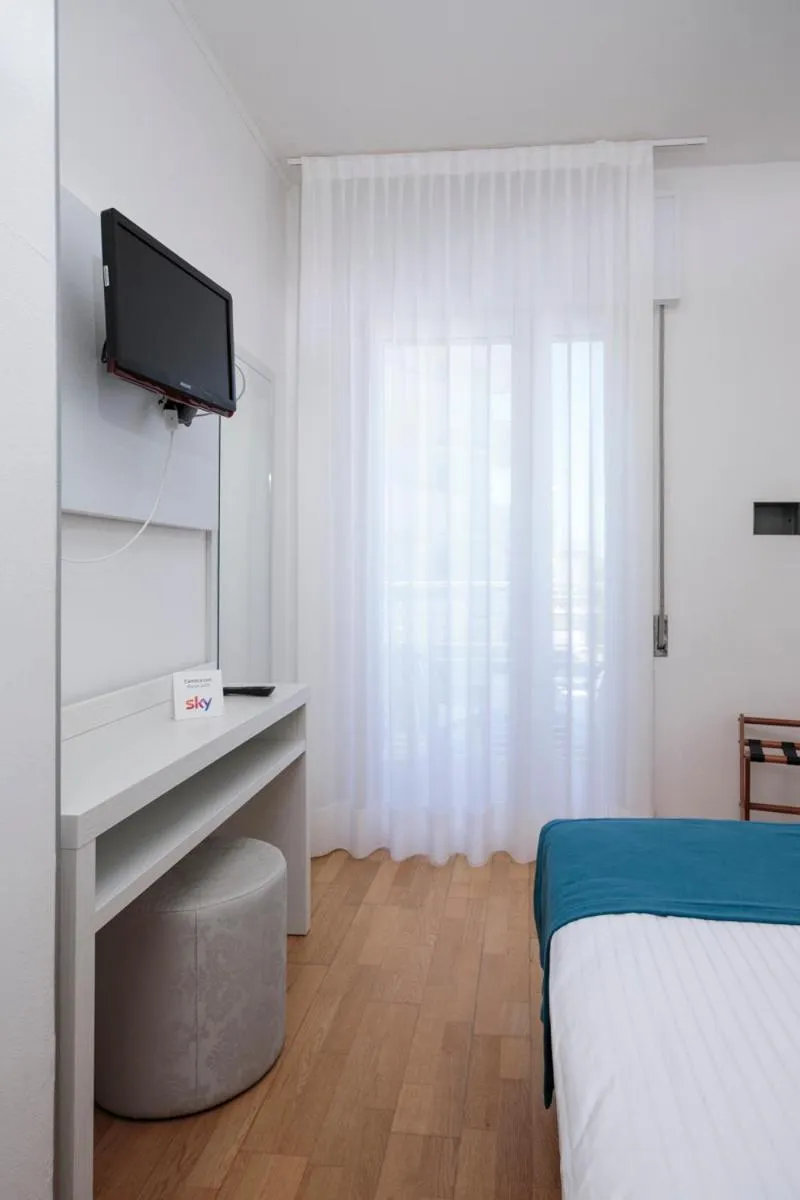 Bedroom, Bed in Hotel Ariston