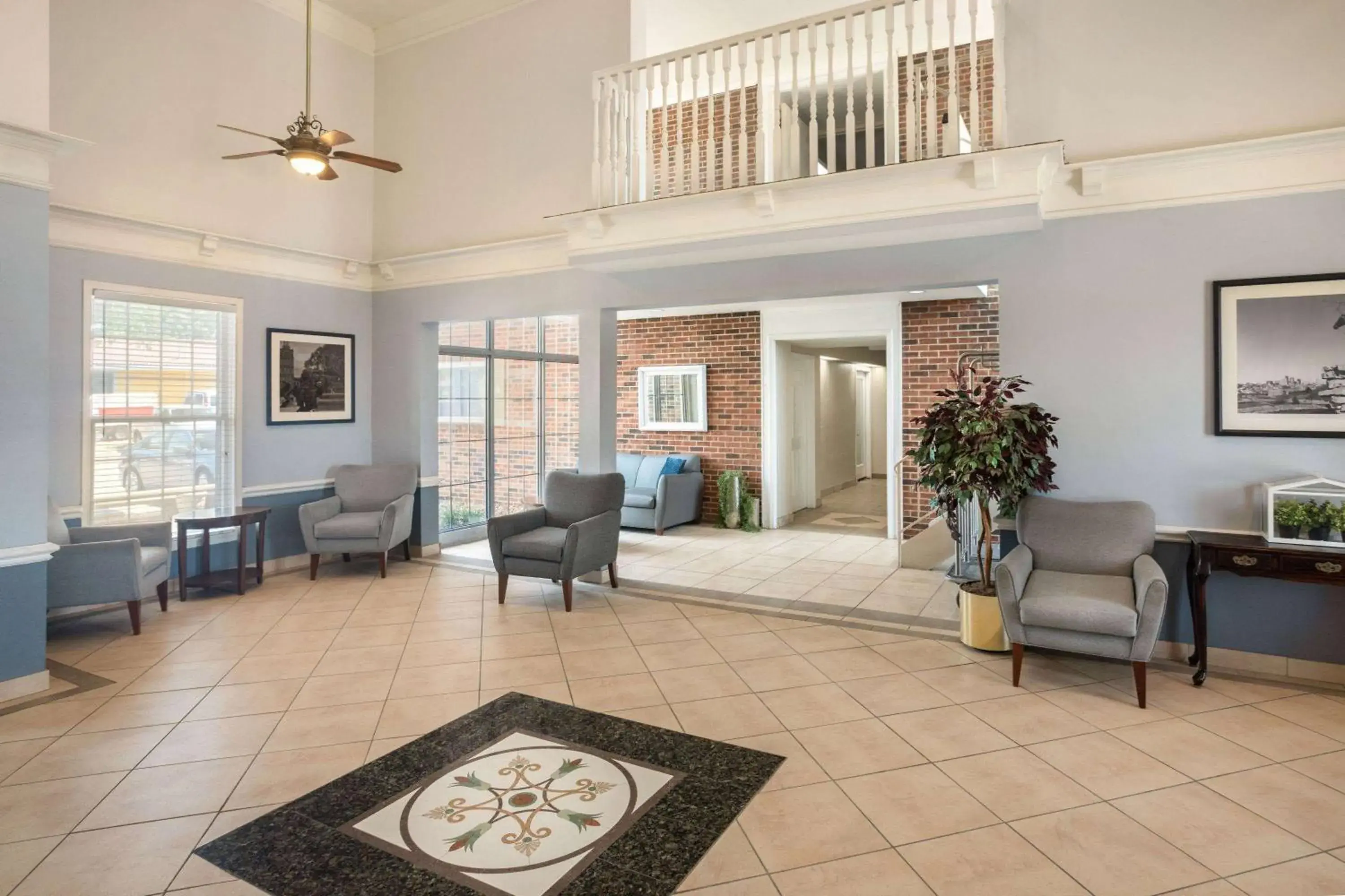 Lobby or reception in Baymont by Wyndham Kansas City KU Medical Center Lobby or reception in Baymont by Wyndham Kansas City KU Medical Center