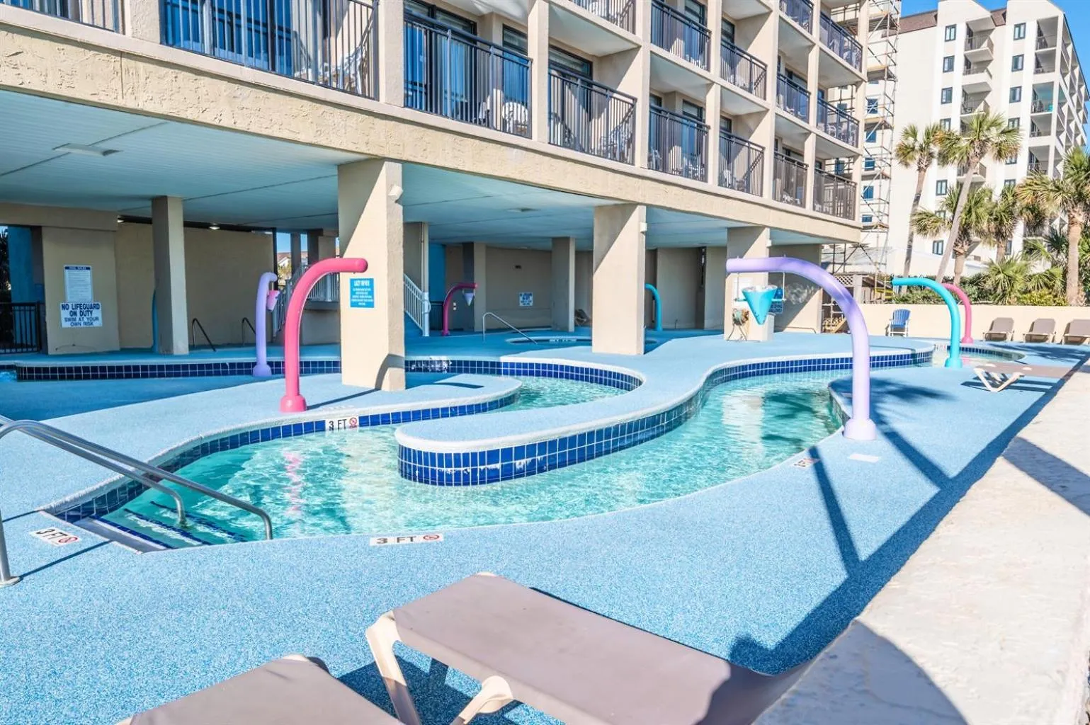 Oceanfront Views, Recently Renovated Kitchen,Pools