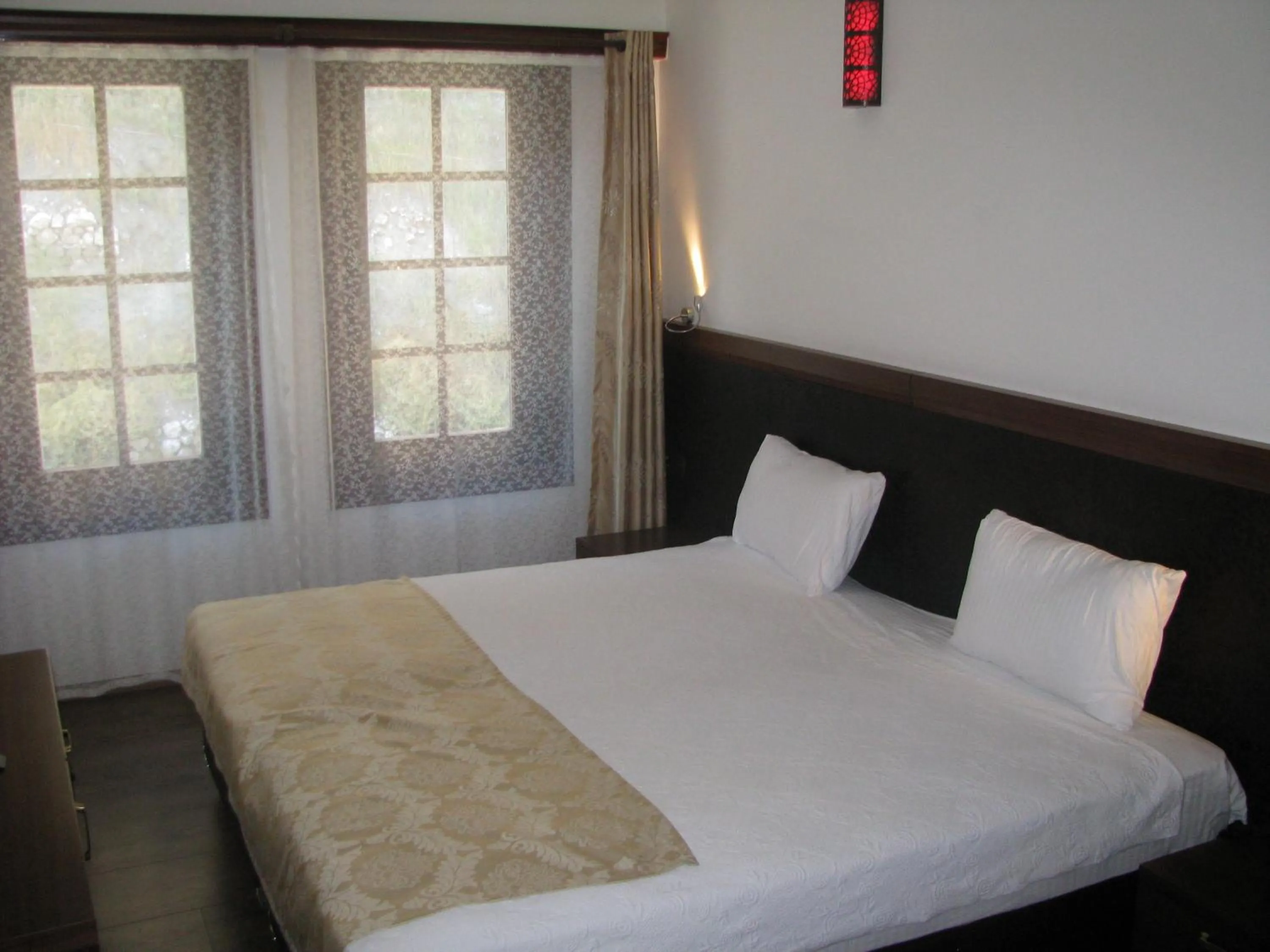 Bedroom in Simre Hotel
