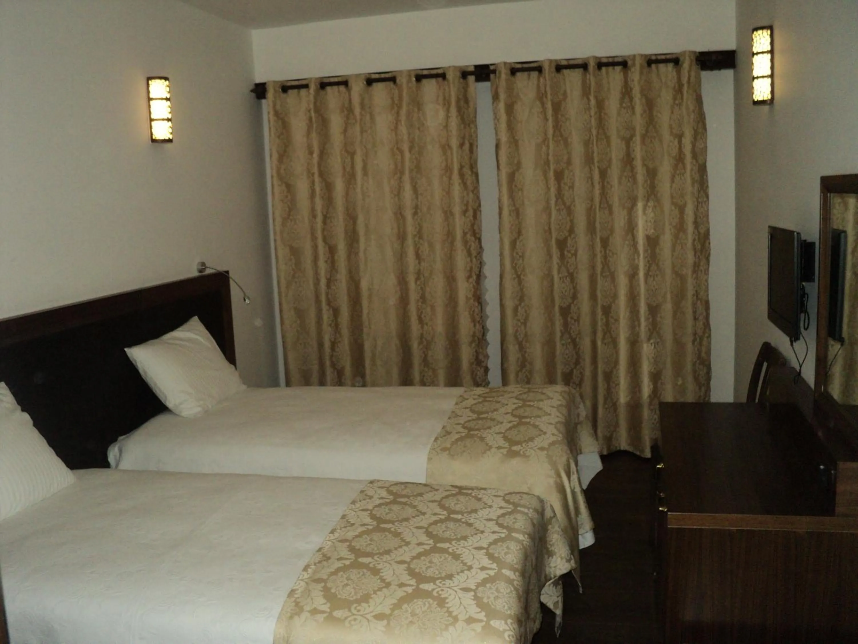 Bedroom in Simre Hotel