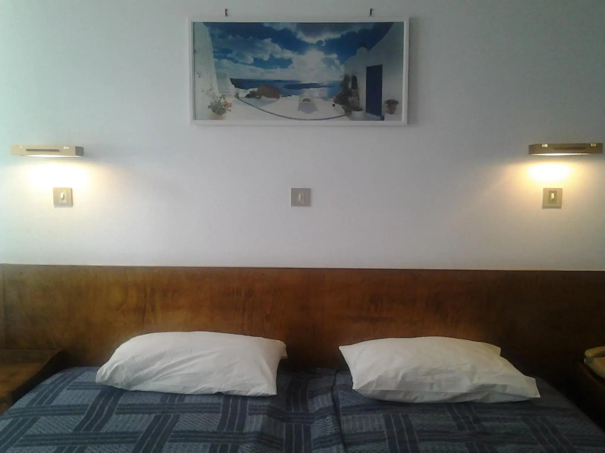 Bed in Oasis Hotel Bed in Oasis Hotel