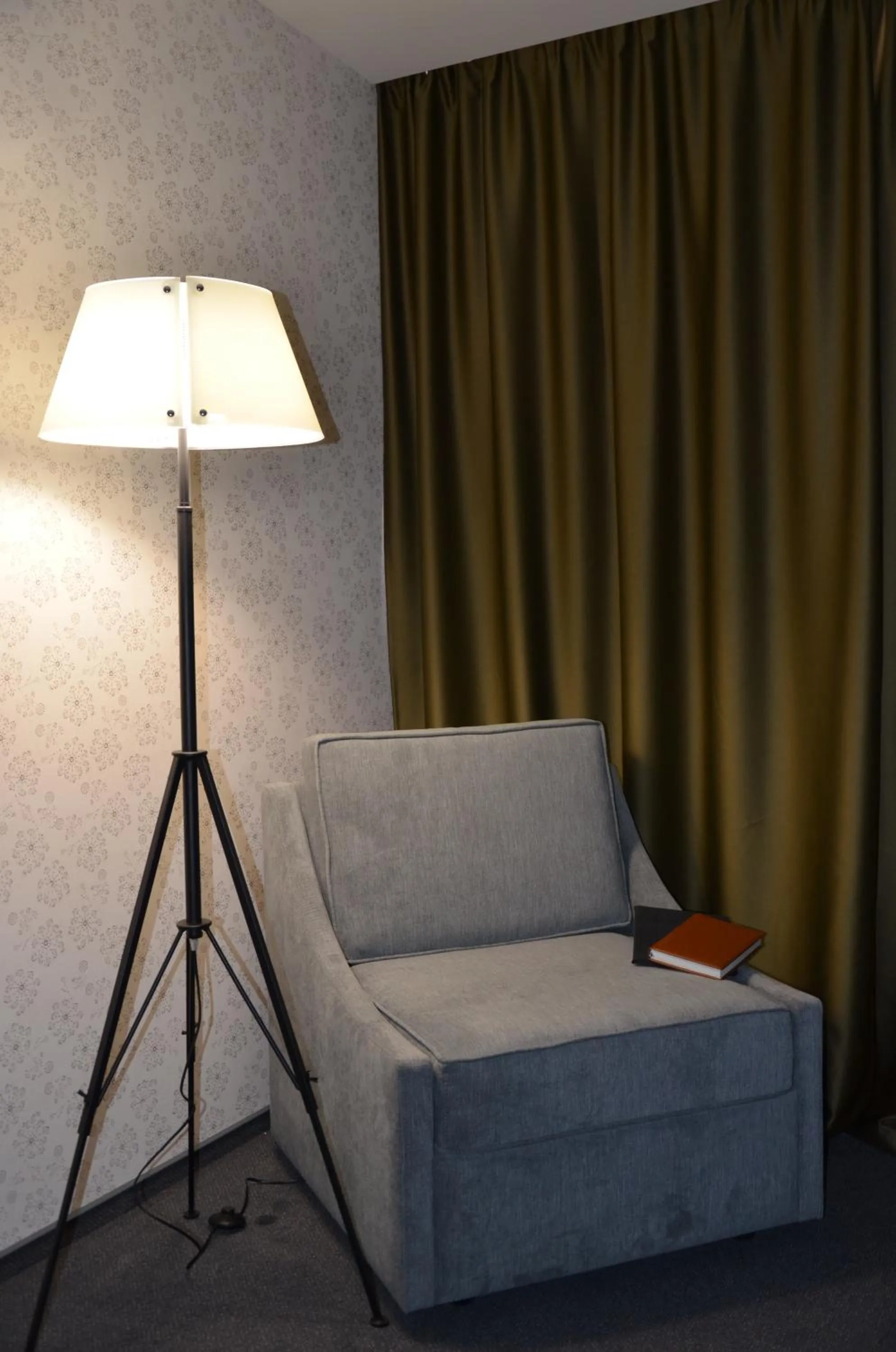 Photo of the whole room in Villa Four Rooms