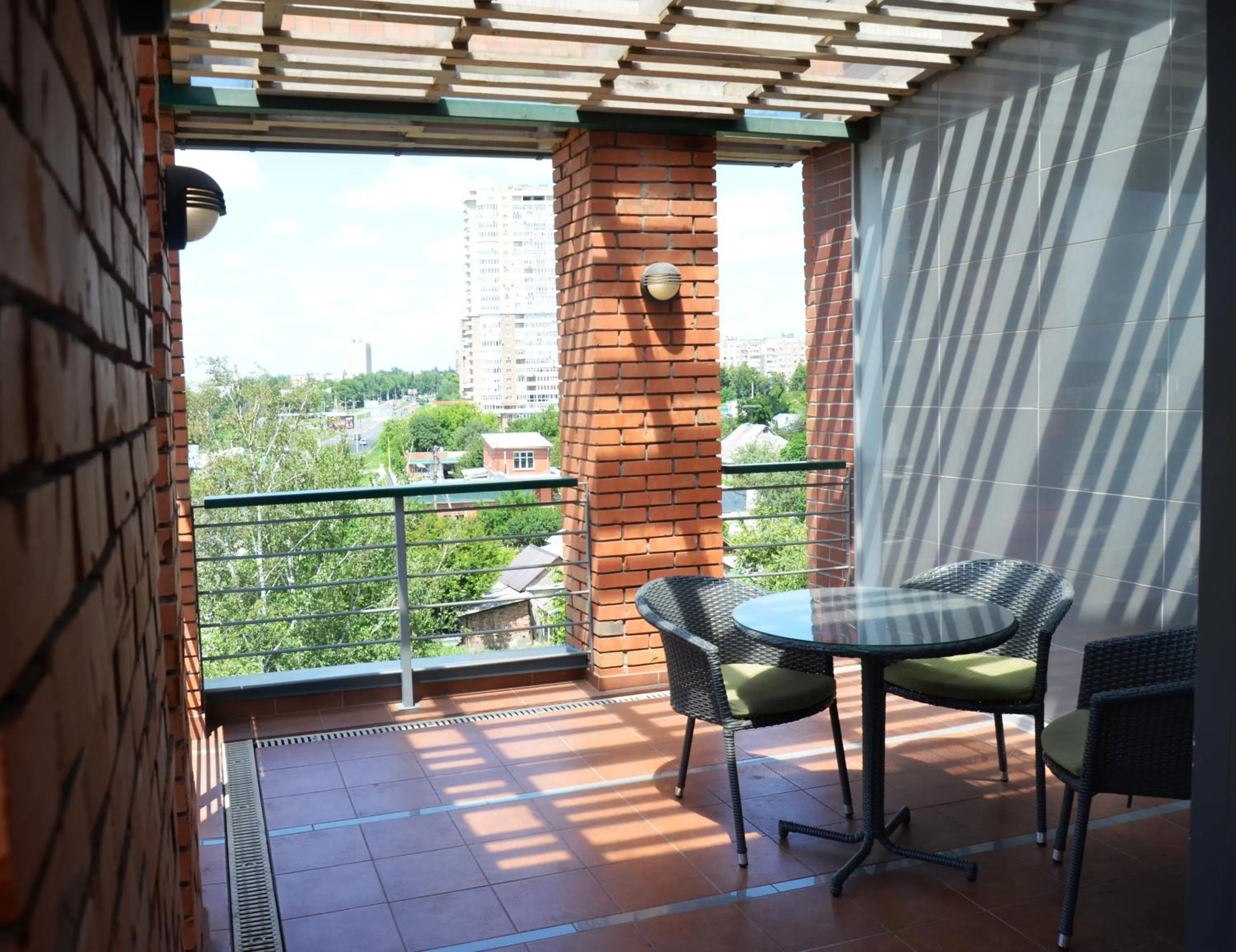 Day in Villa Four Rooms