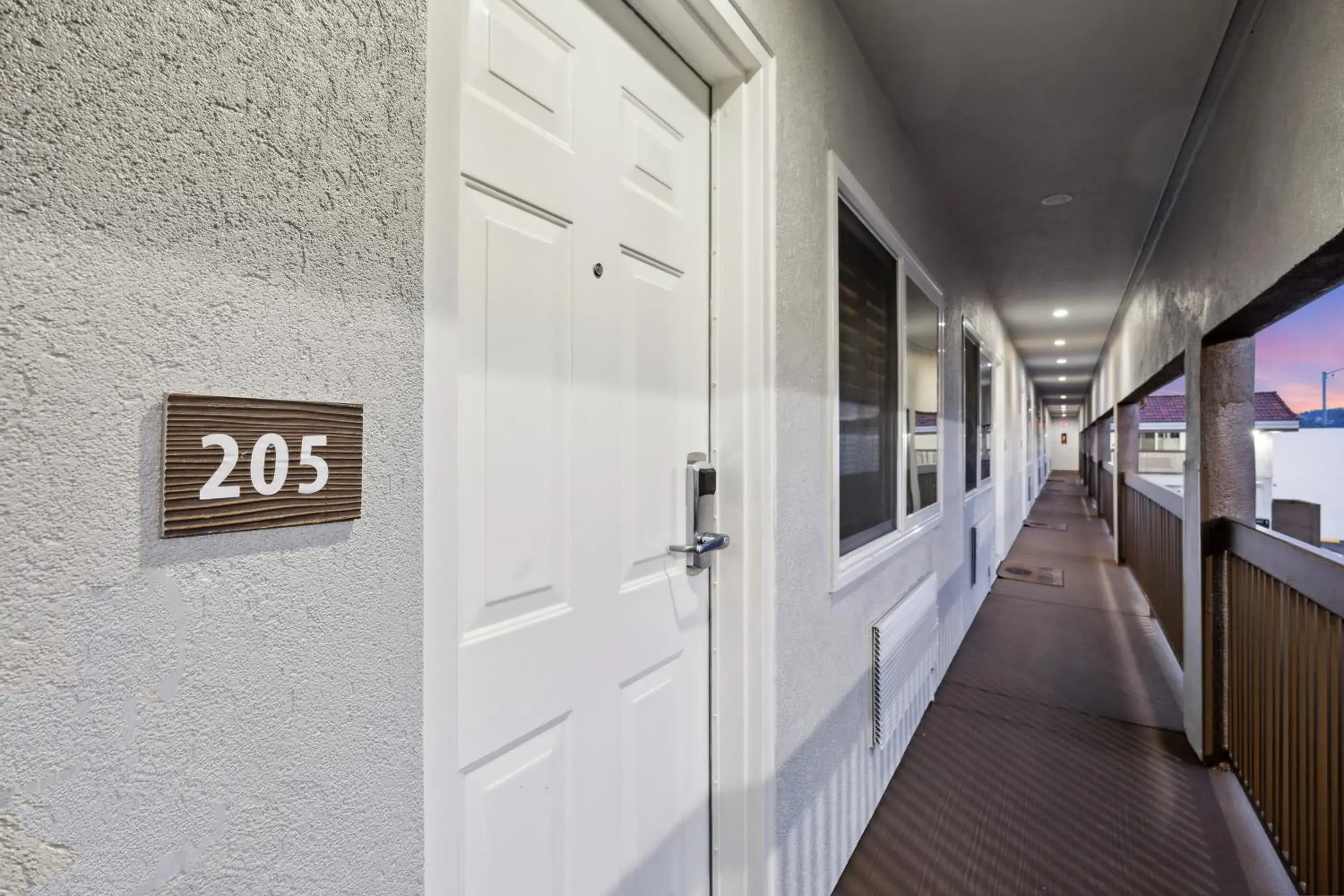 Property building in Bayhill Inn Property building in Bayhill Inn