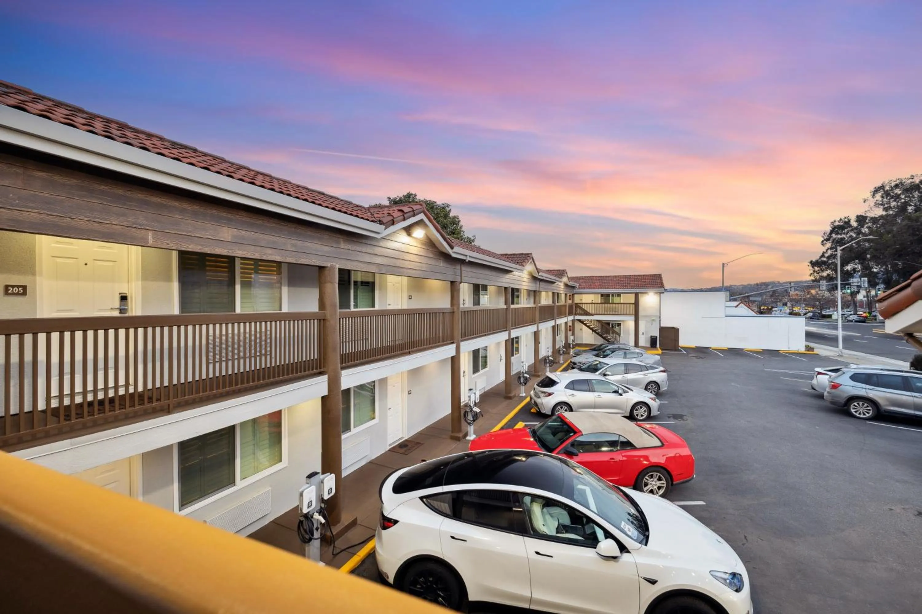 Property building in Bayhill Inn