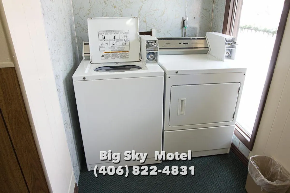Big Sky Motel