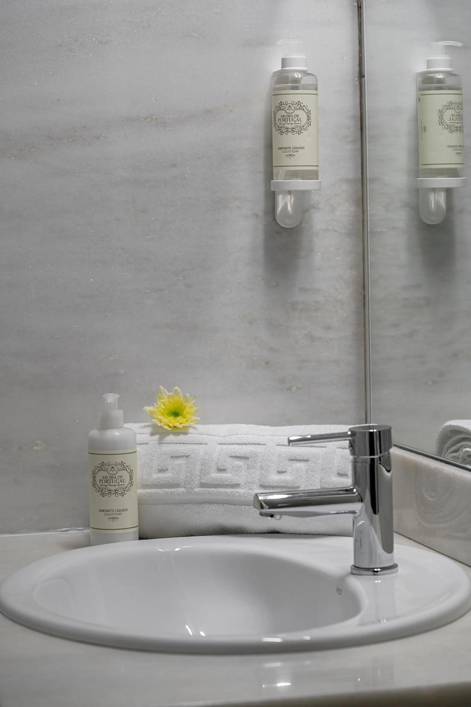 Bathroom in Hotel Estacão - Braga