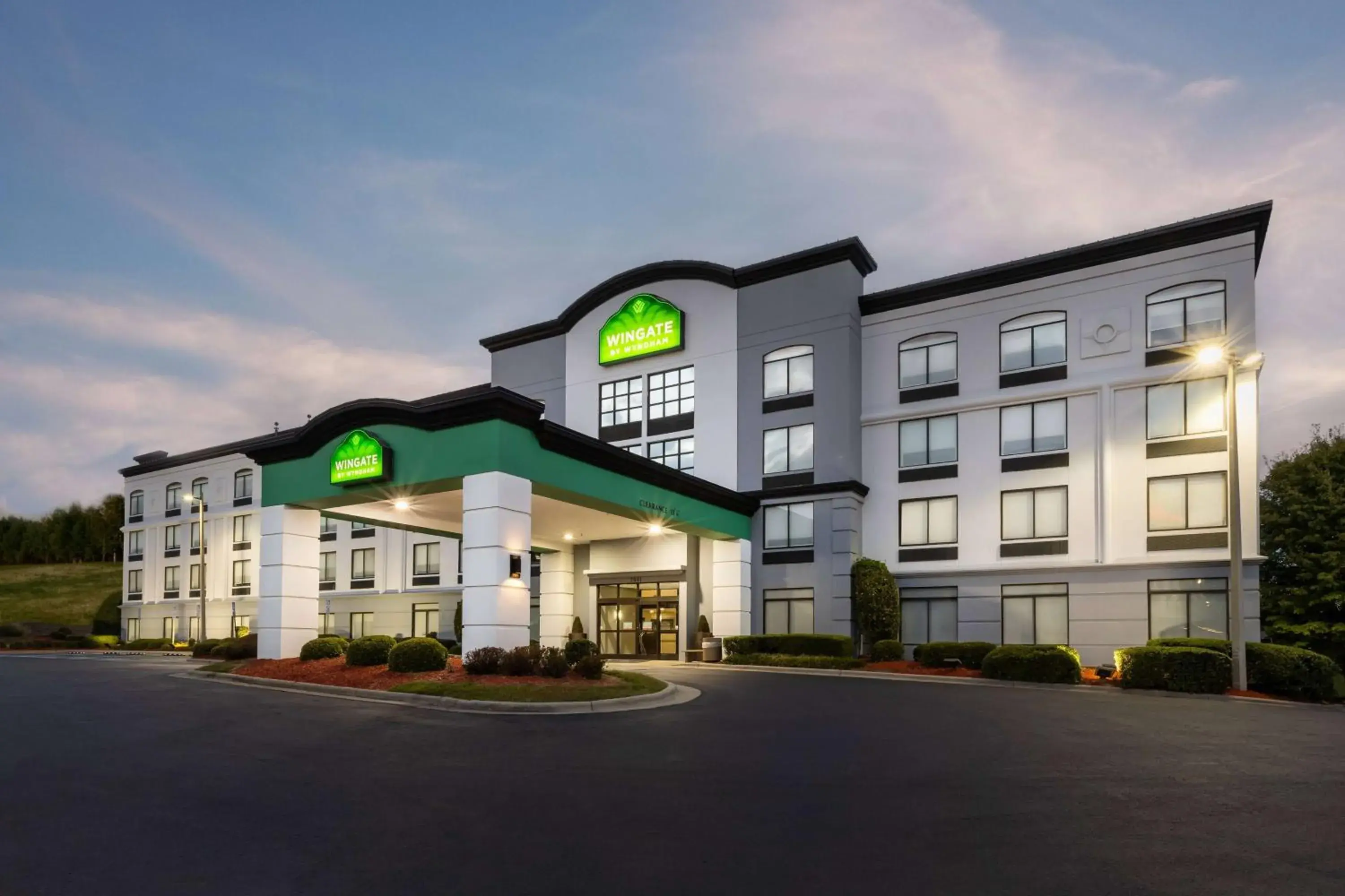 Property building in Wingate by Wyndham Charlotte Concord Mills/Speedway Property building in Wingate by Wyndham Charlotte Concord Mills/Speedway