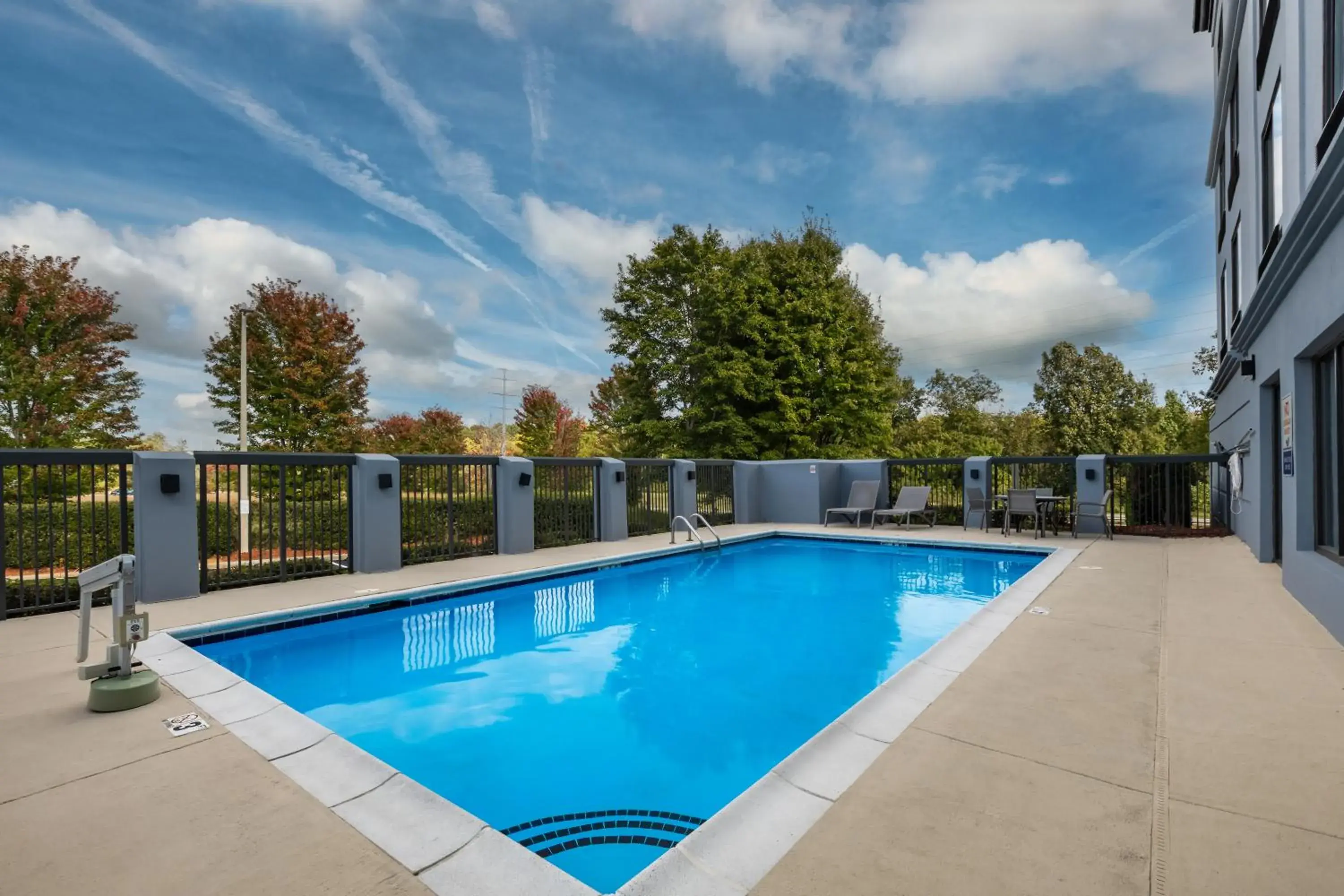 Swimming pool in Wingate by Wyndham Charlotte Concord Mills/Speedway Swimming pool in Wingate by Wyndham Charlotte Concord Mills/Speedway