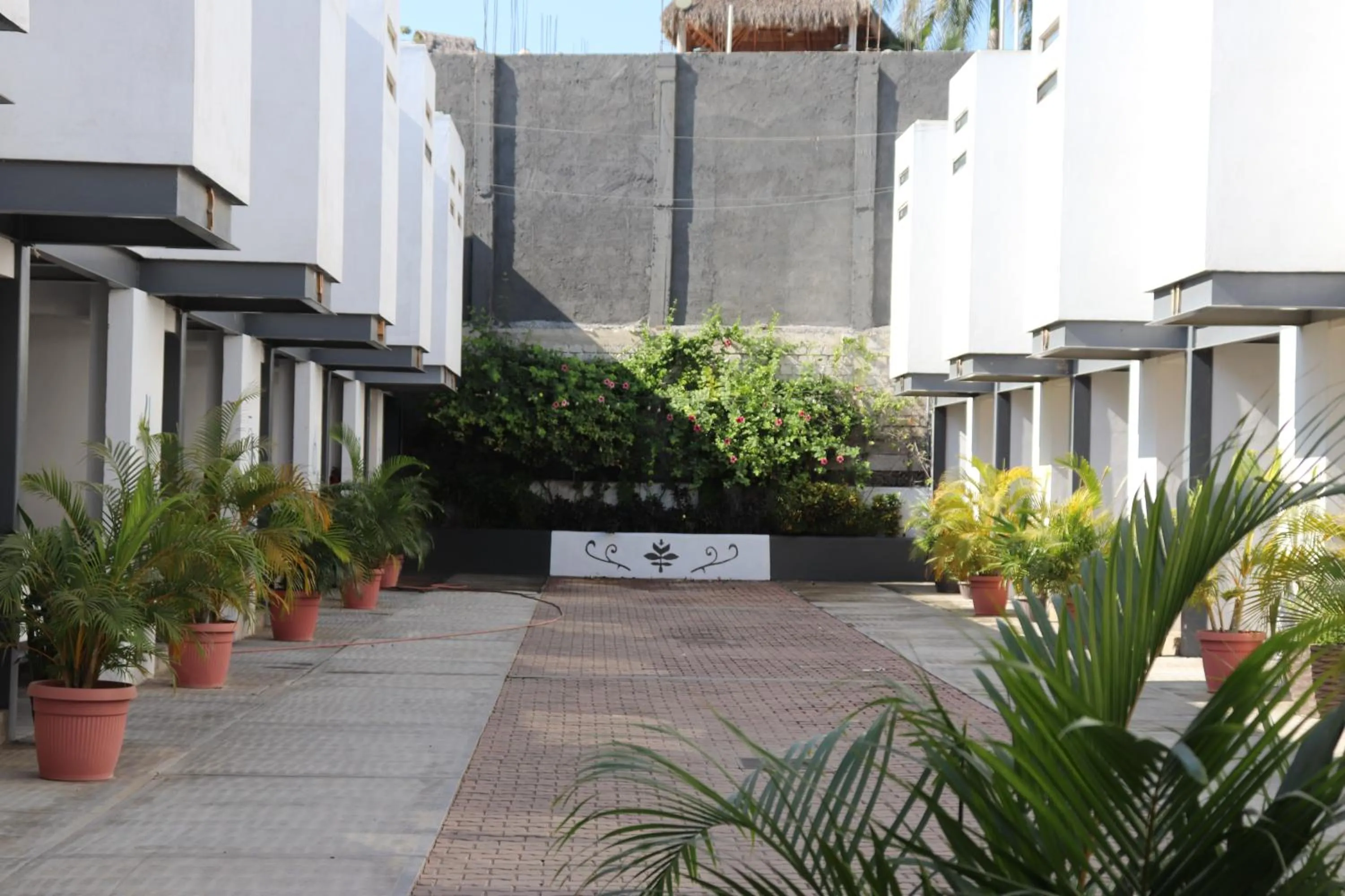 Inner courtyard view in Hotel Samanu
