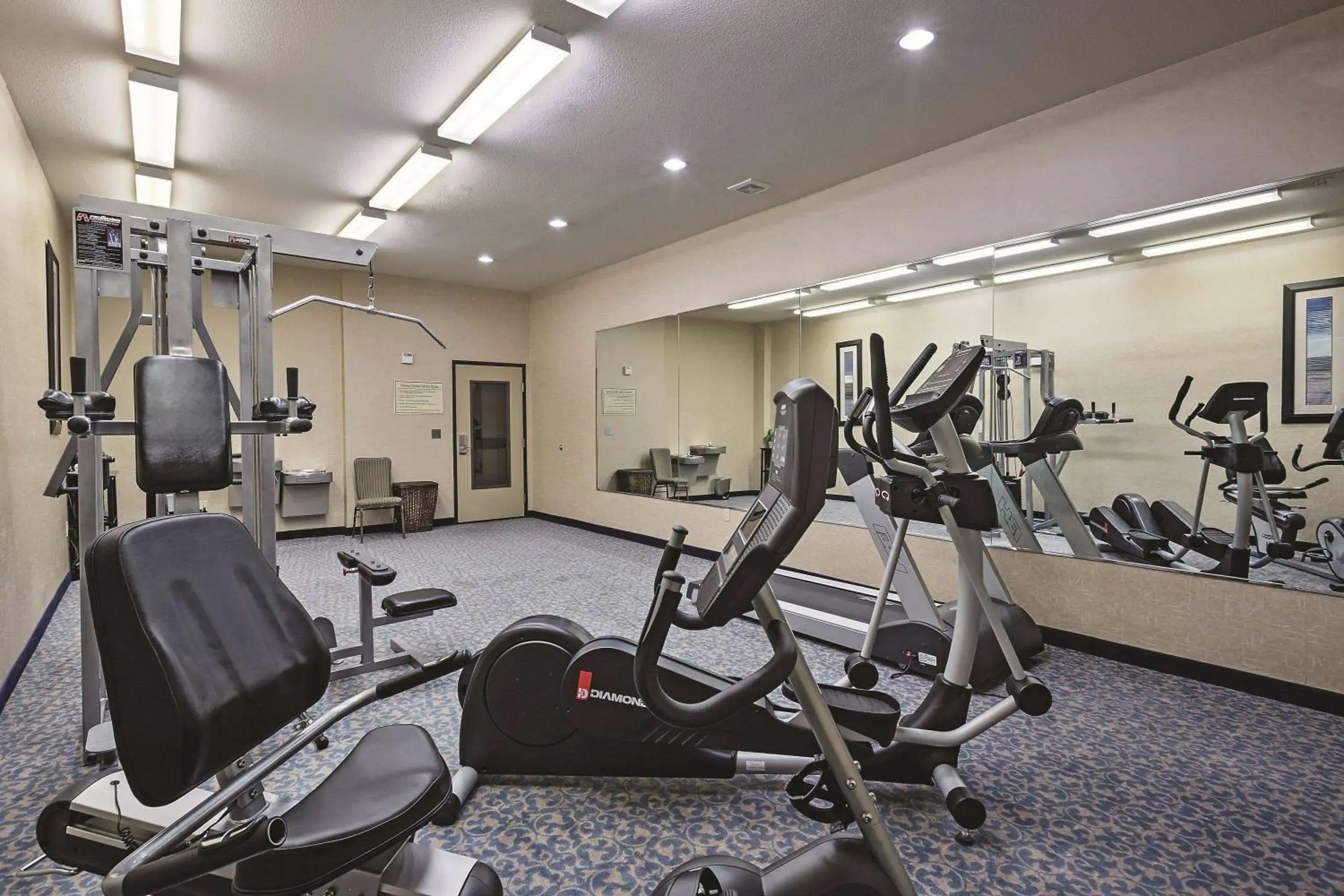 Fitness centre/facilities in La Quinta by Wyndham DFW Airport West - Euless Fitness centre/facilities in La Quinta by Wyndham DFW Airport West - Euless