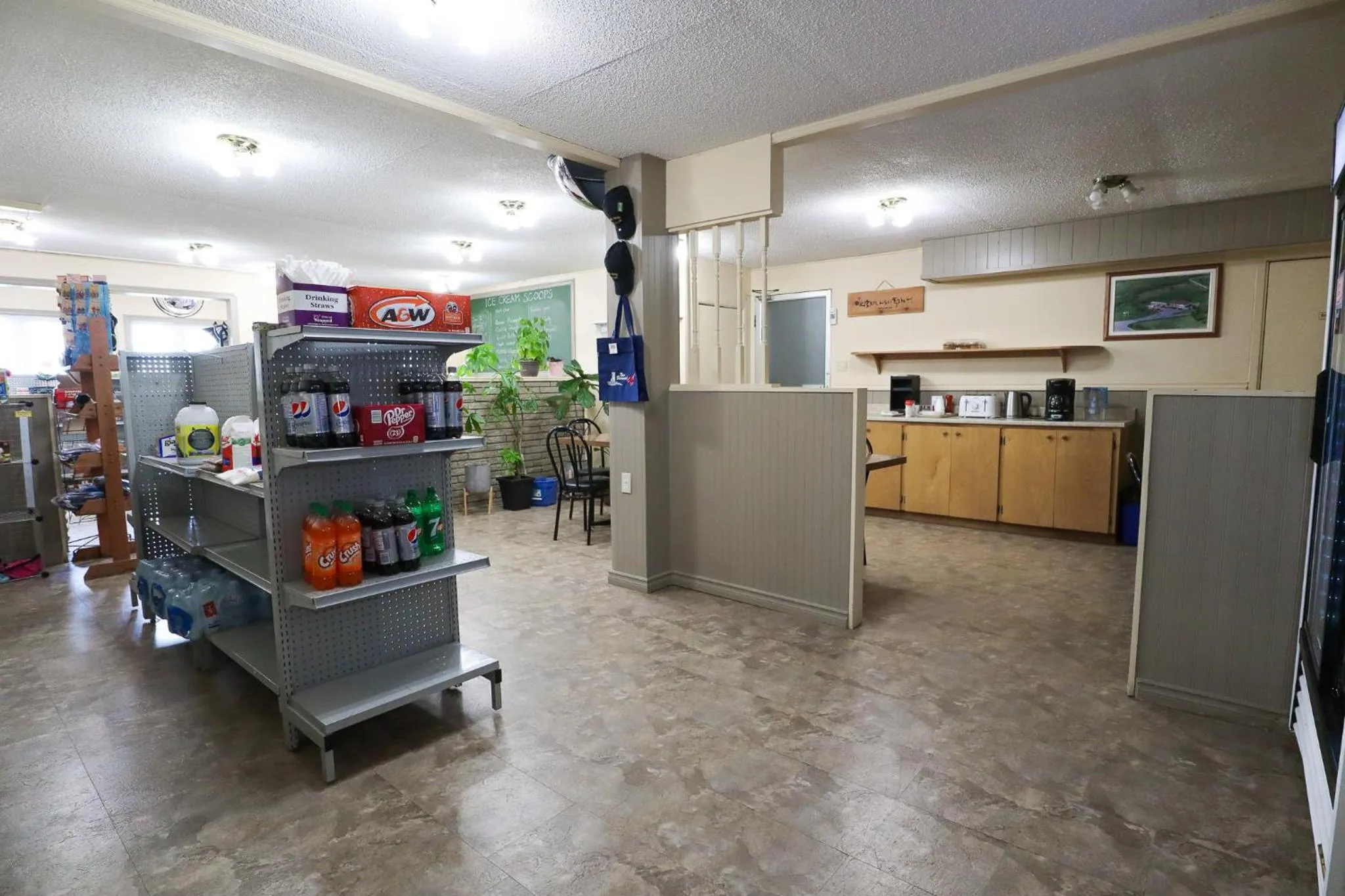 Coffee/tea facilities in Atlantic Motel