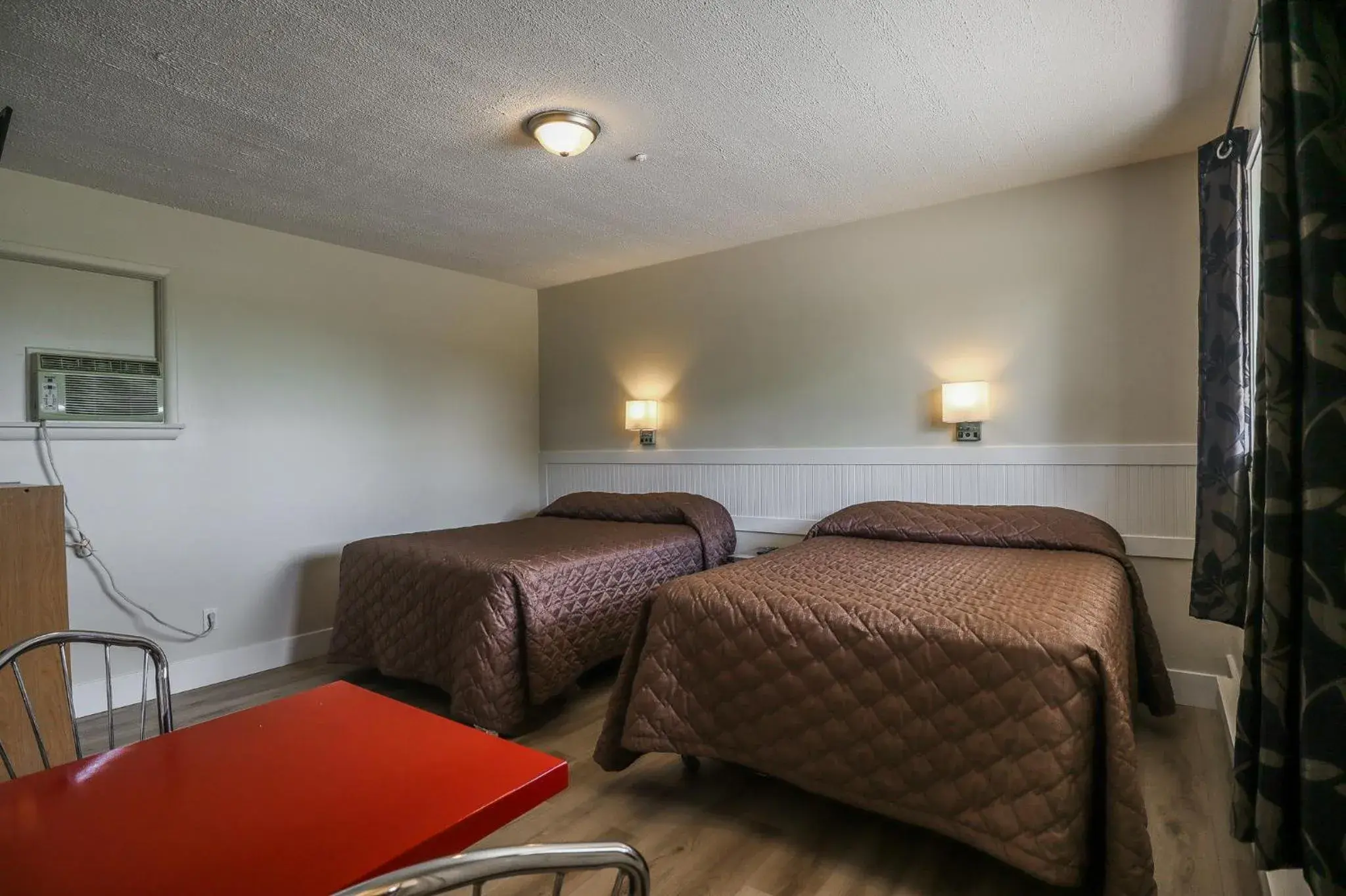 Double Room in Atlantic Motel Double Room in Atlantic Motel