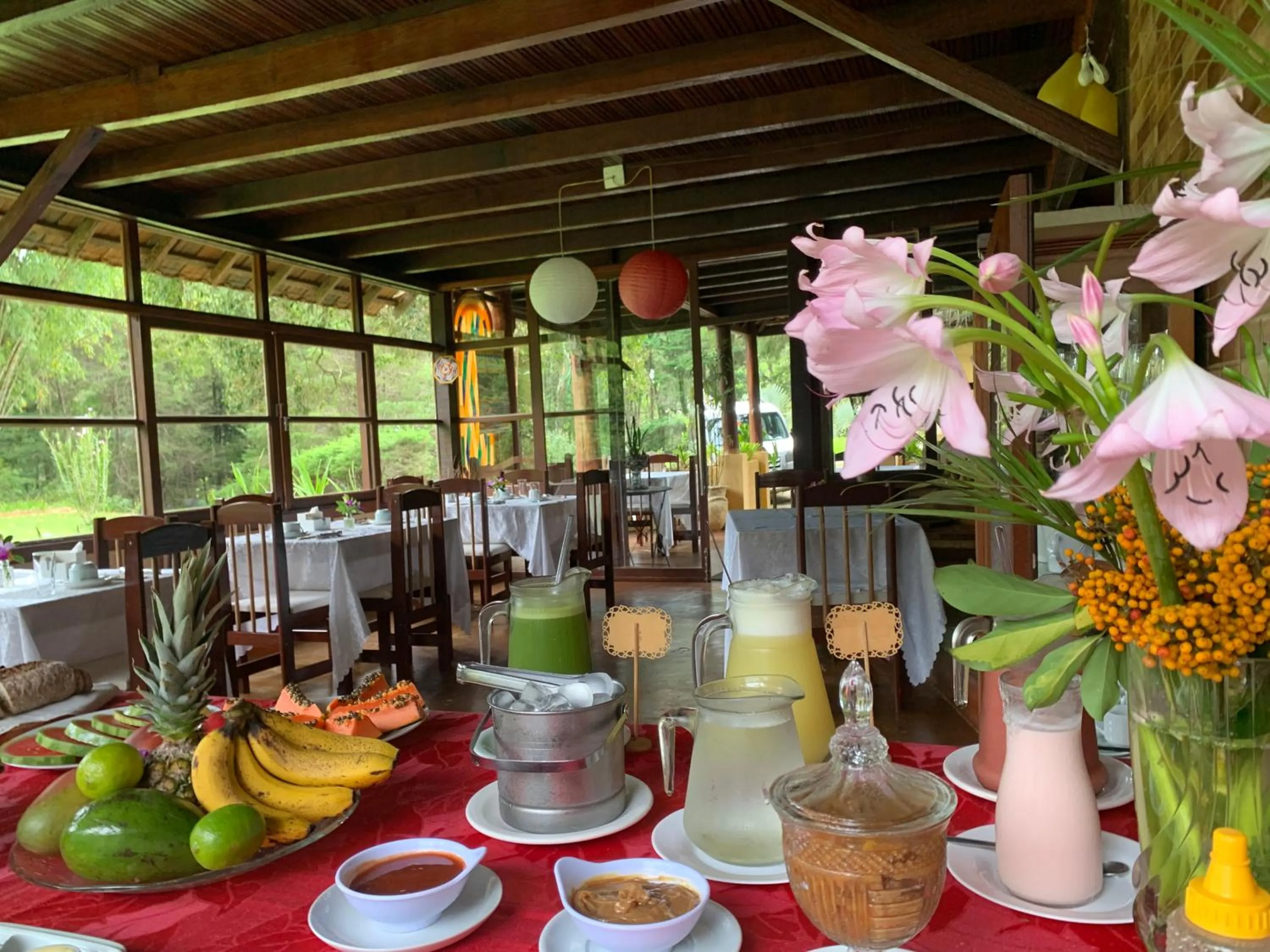 Breakfast in Pousada Cabanas da Serra Lumiar