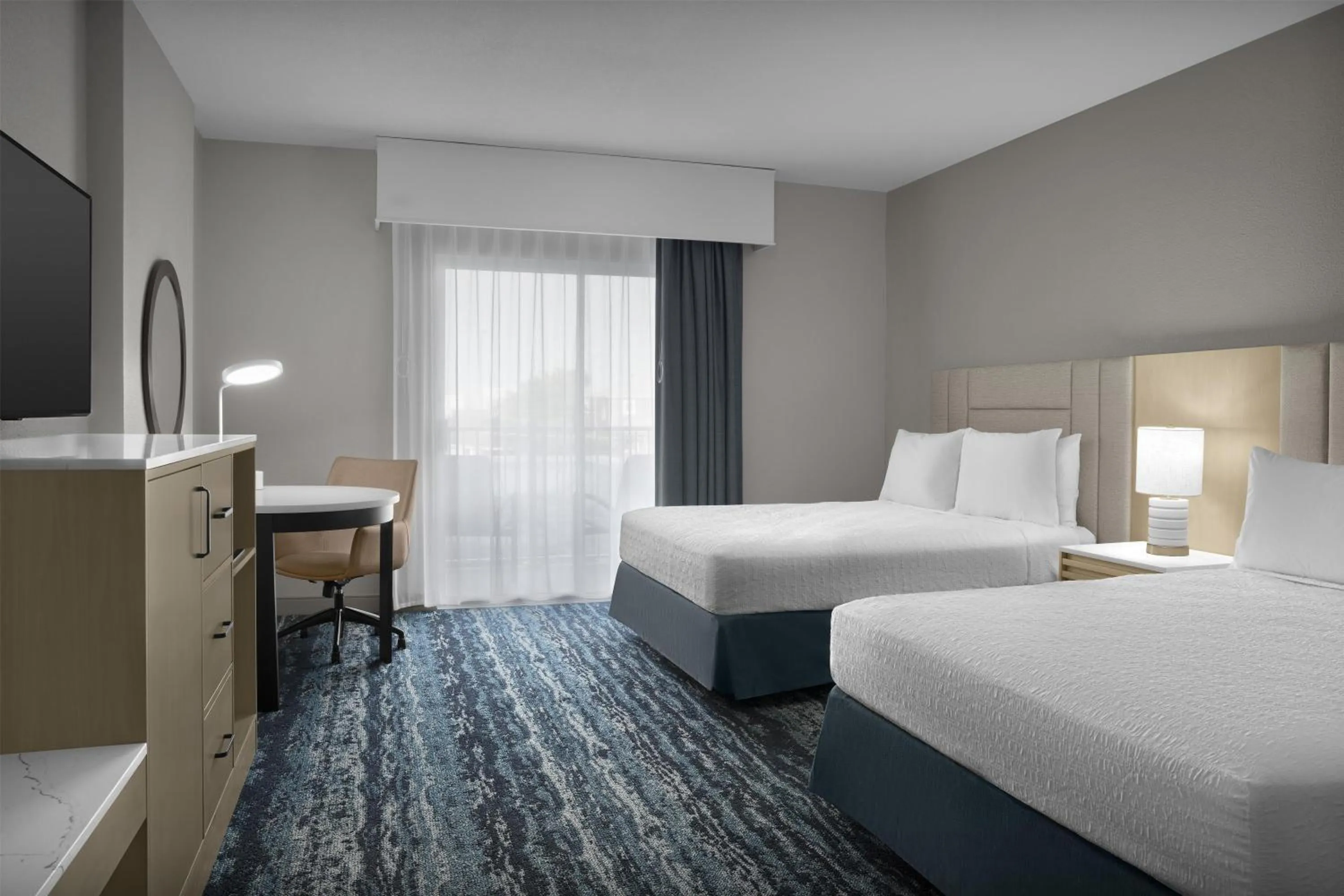 Bed in Hampton Inn & Suites Ocean City Bayfront-Convention Center