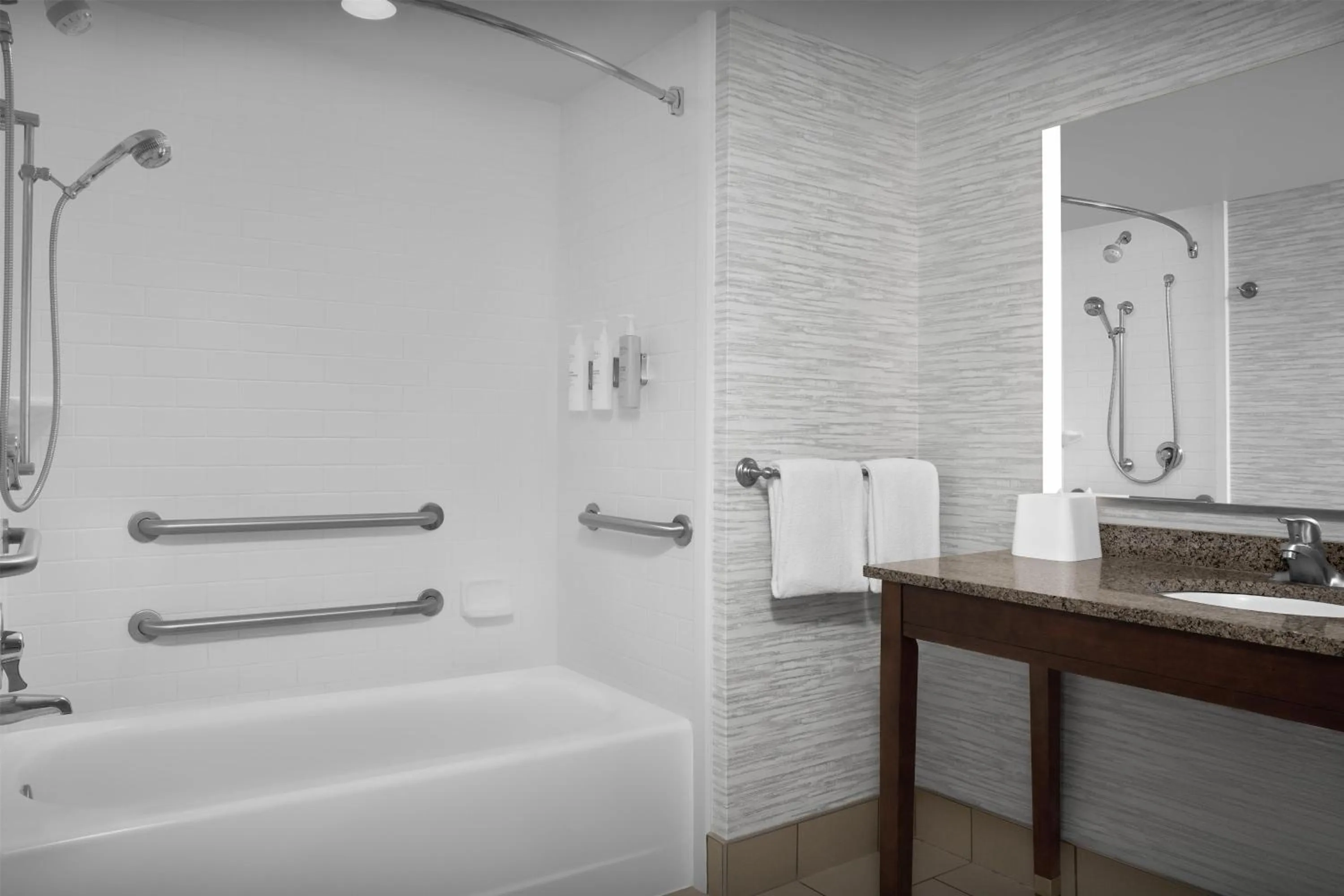 Bathroom in Hampton Inn & Suites Ocean City Bayfront-Convention Center