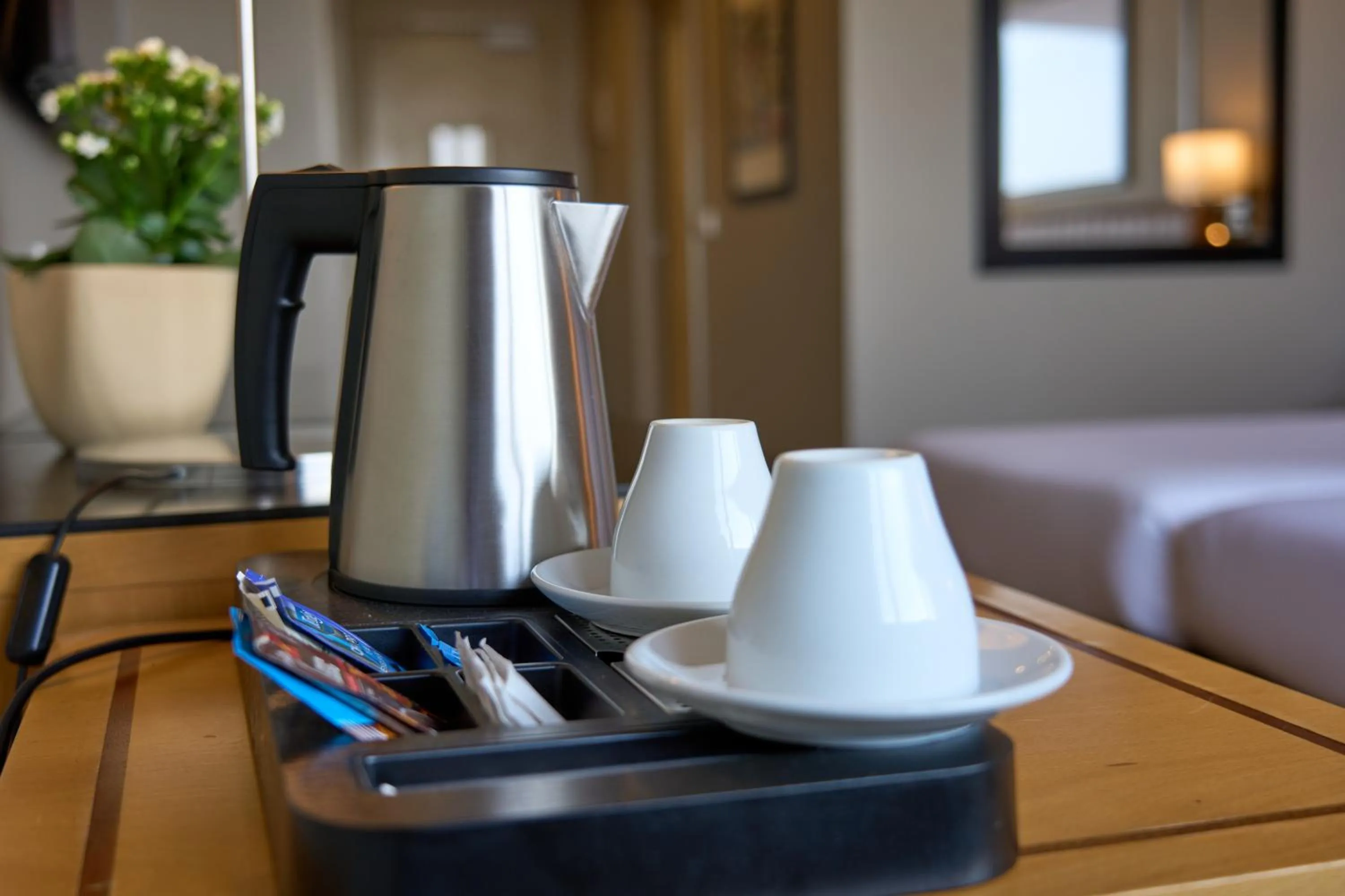 Coffee/tea facilities in Portus Cale Hotel