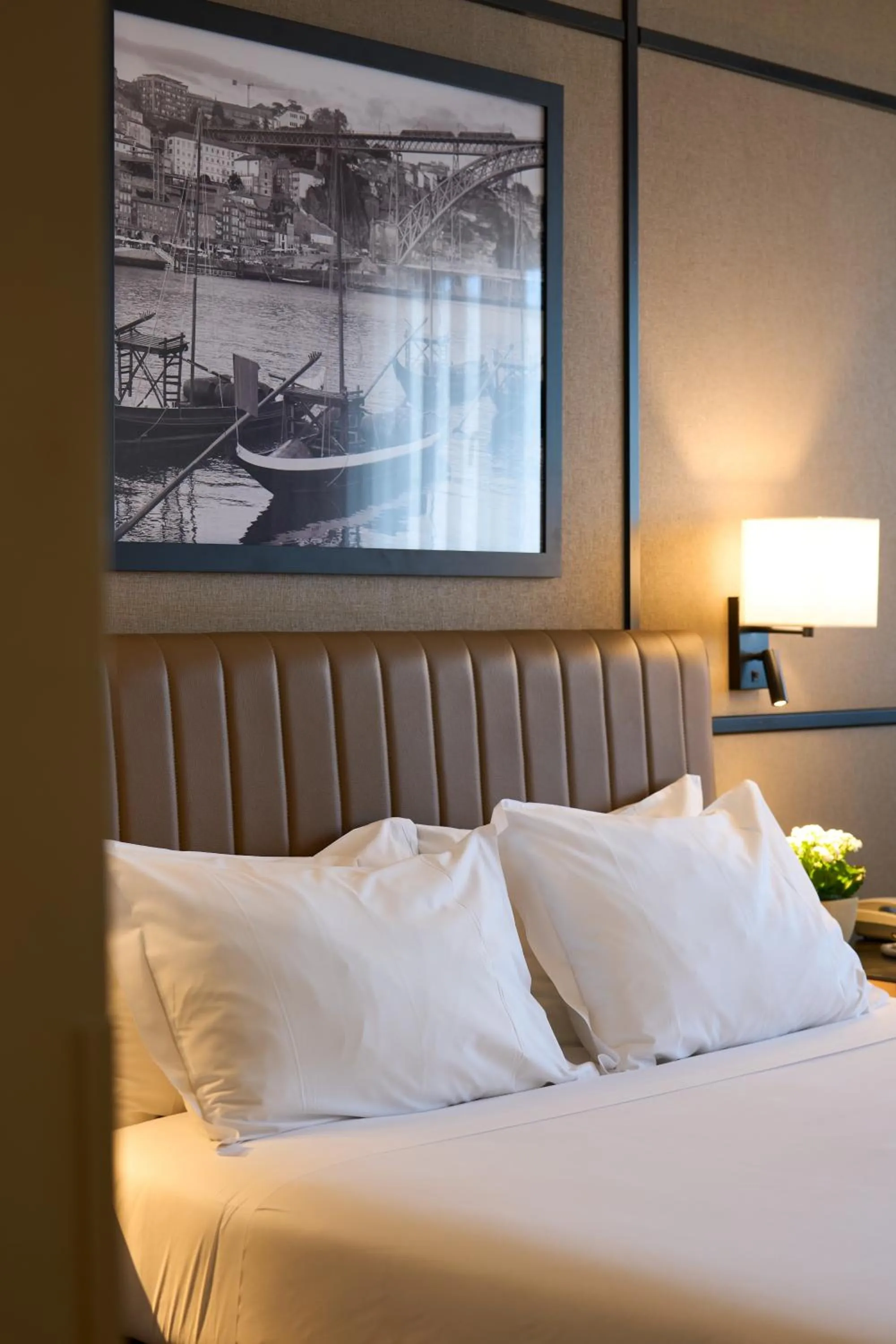 Bed in Portus Cale Hotel