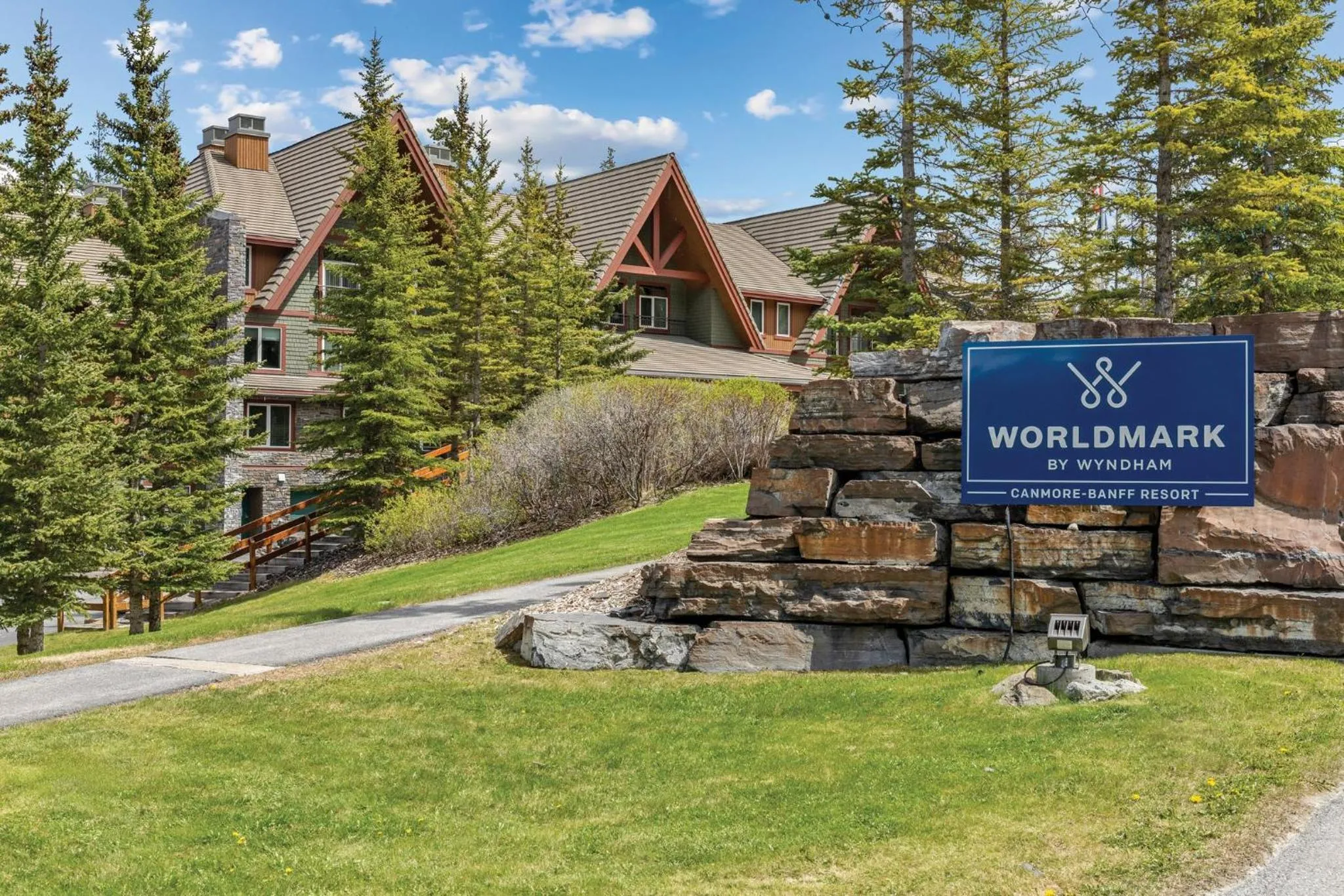 Property building in WorldMark Canmore-Banff