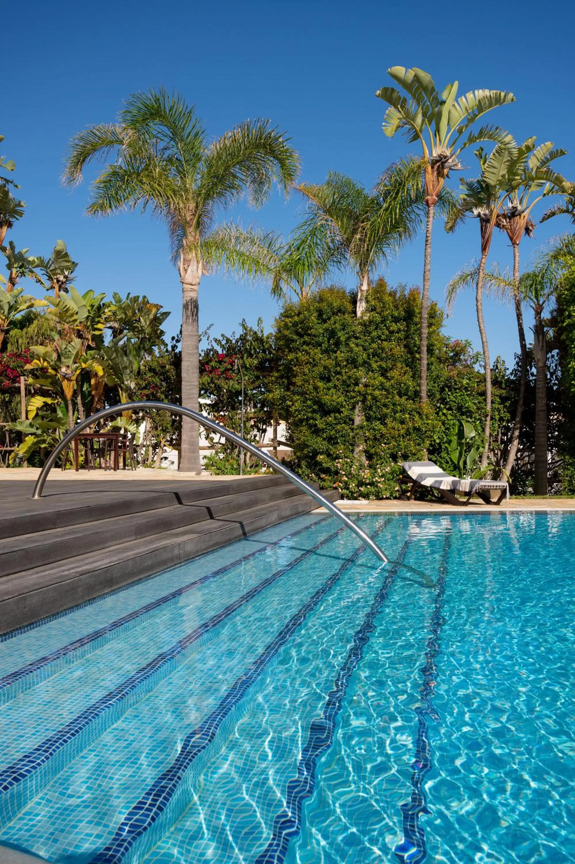 Swimming pool in Vila Luz