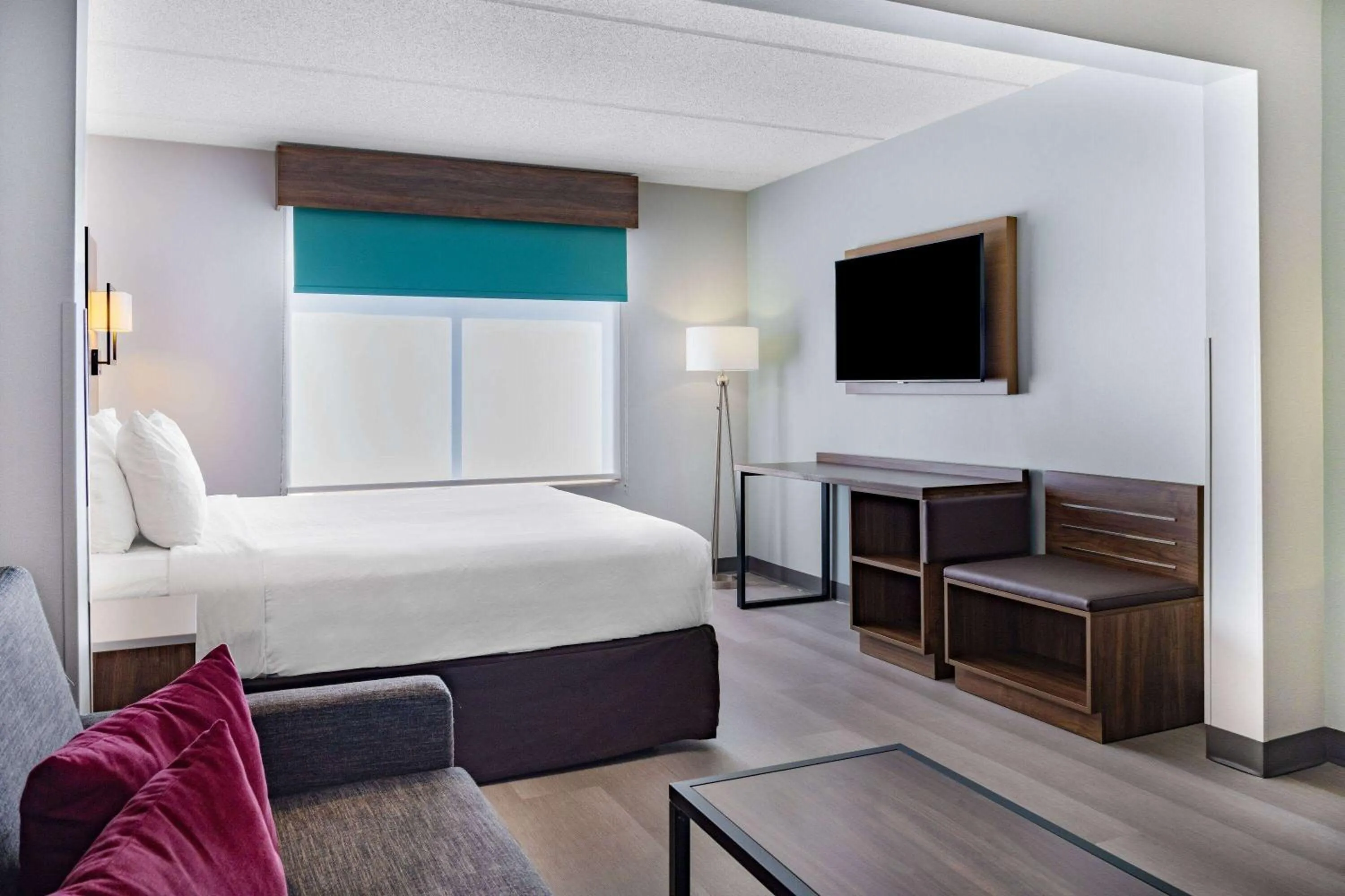 Photo of the whole room, Bed in Wingate by Wyndham Atlanta-Duluth