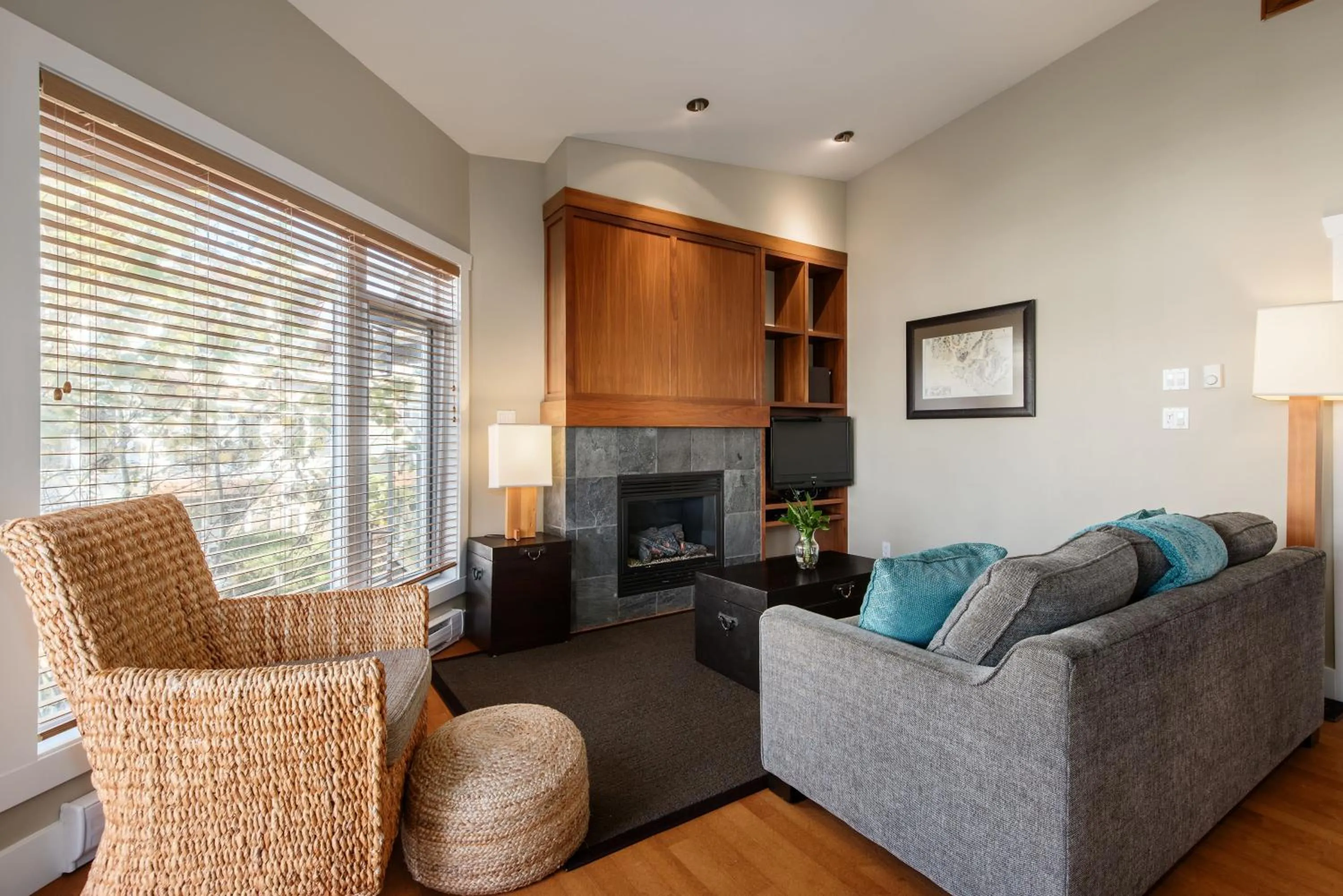 TV and multimedia in Cox Bay Beach Resort