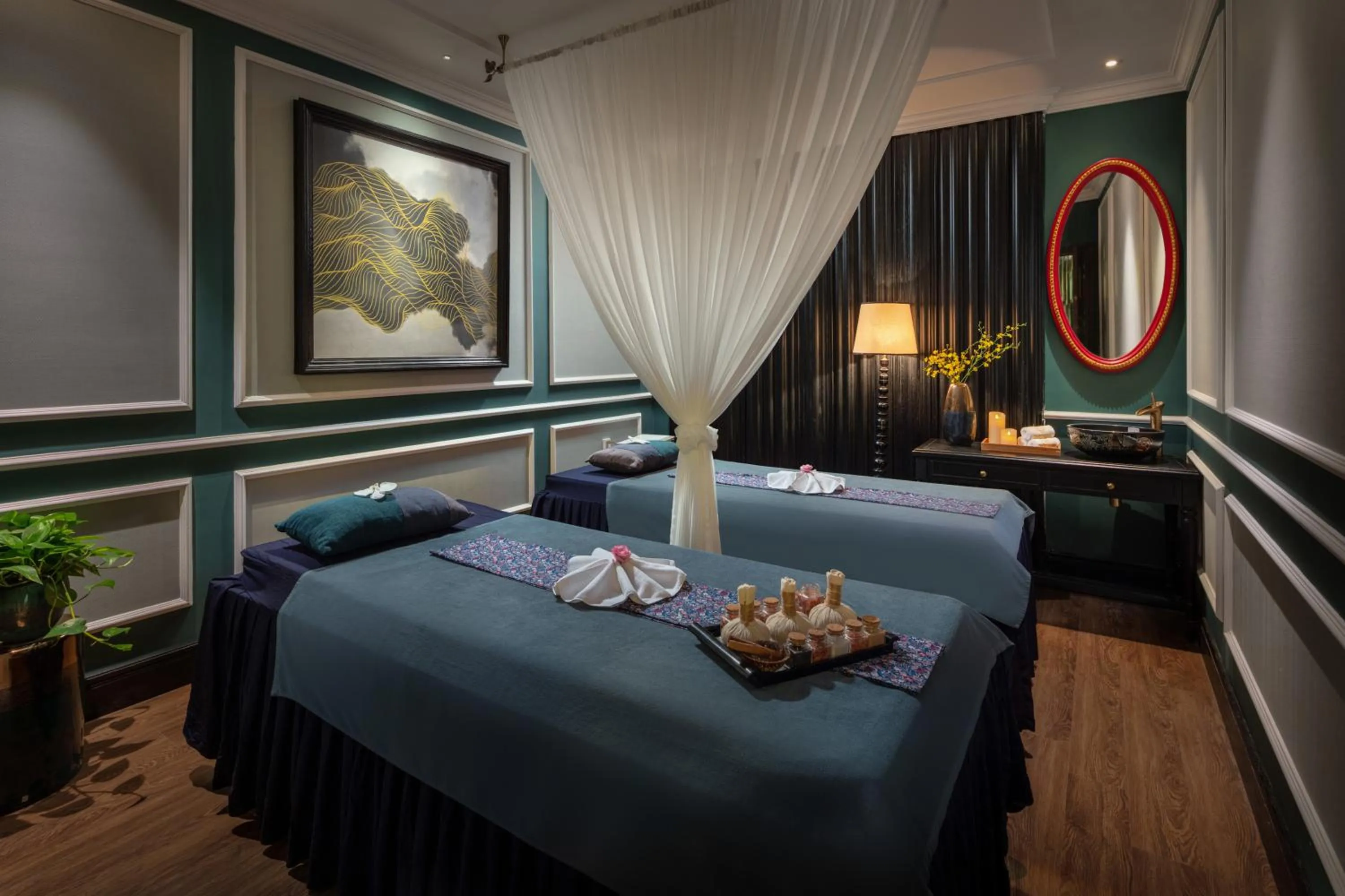 Massage, Bed in Aira Boutique Hanoi Hotel & Spa