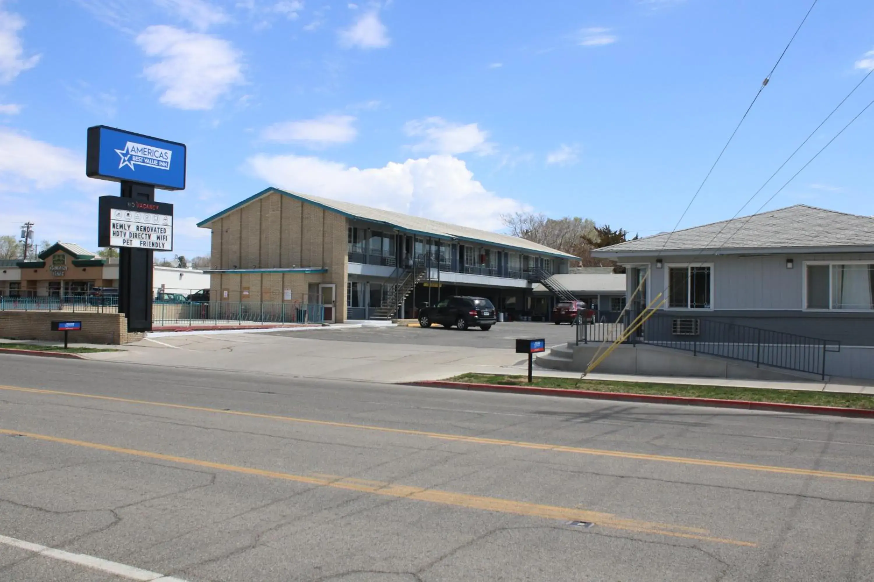 Property building in Americas Best Value Inn Winnemucca Property building in Americas Best Value Inn Winnemucca