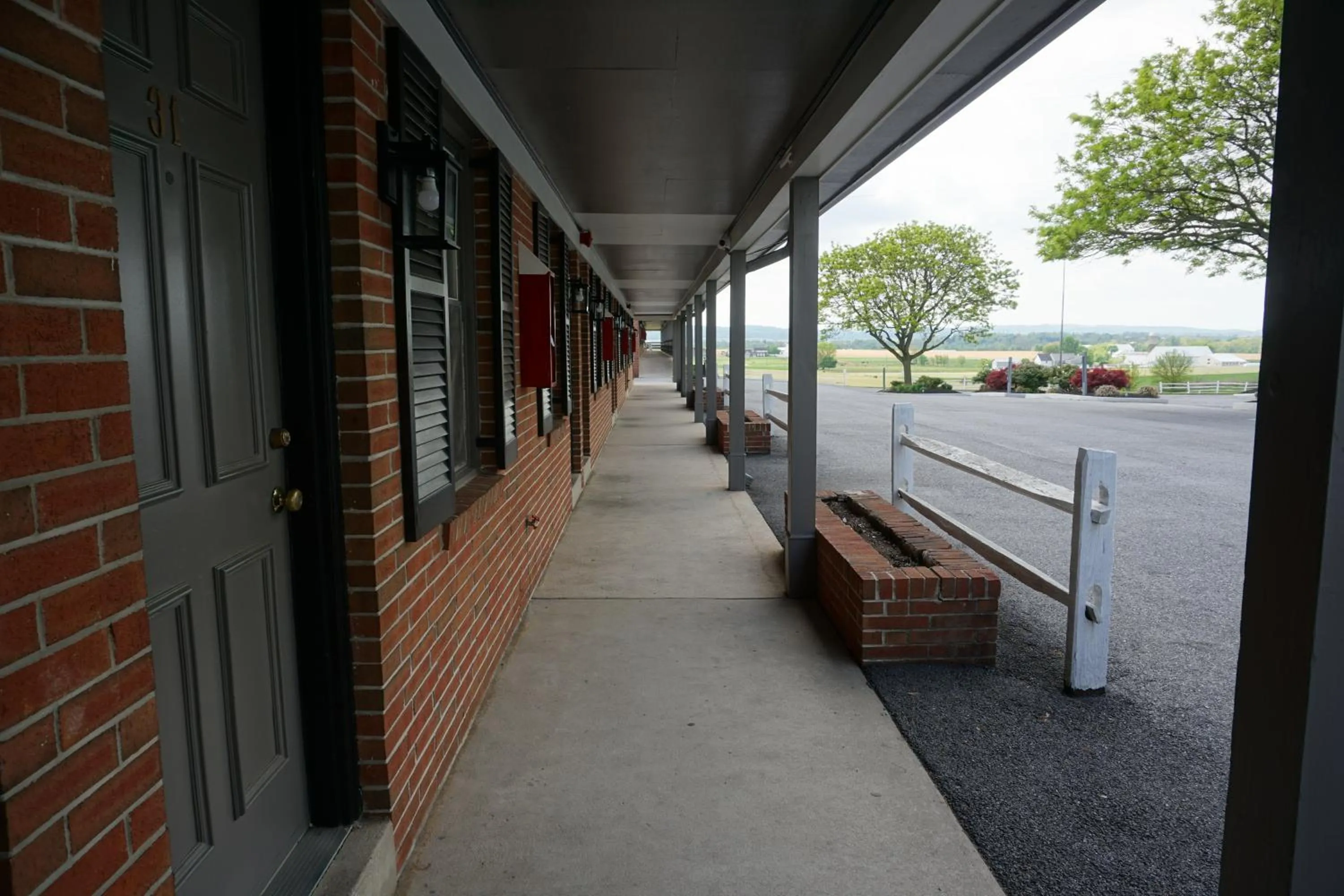 Balcony/Terrace in Harvest Drive Family Inn - Renovated Rooms