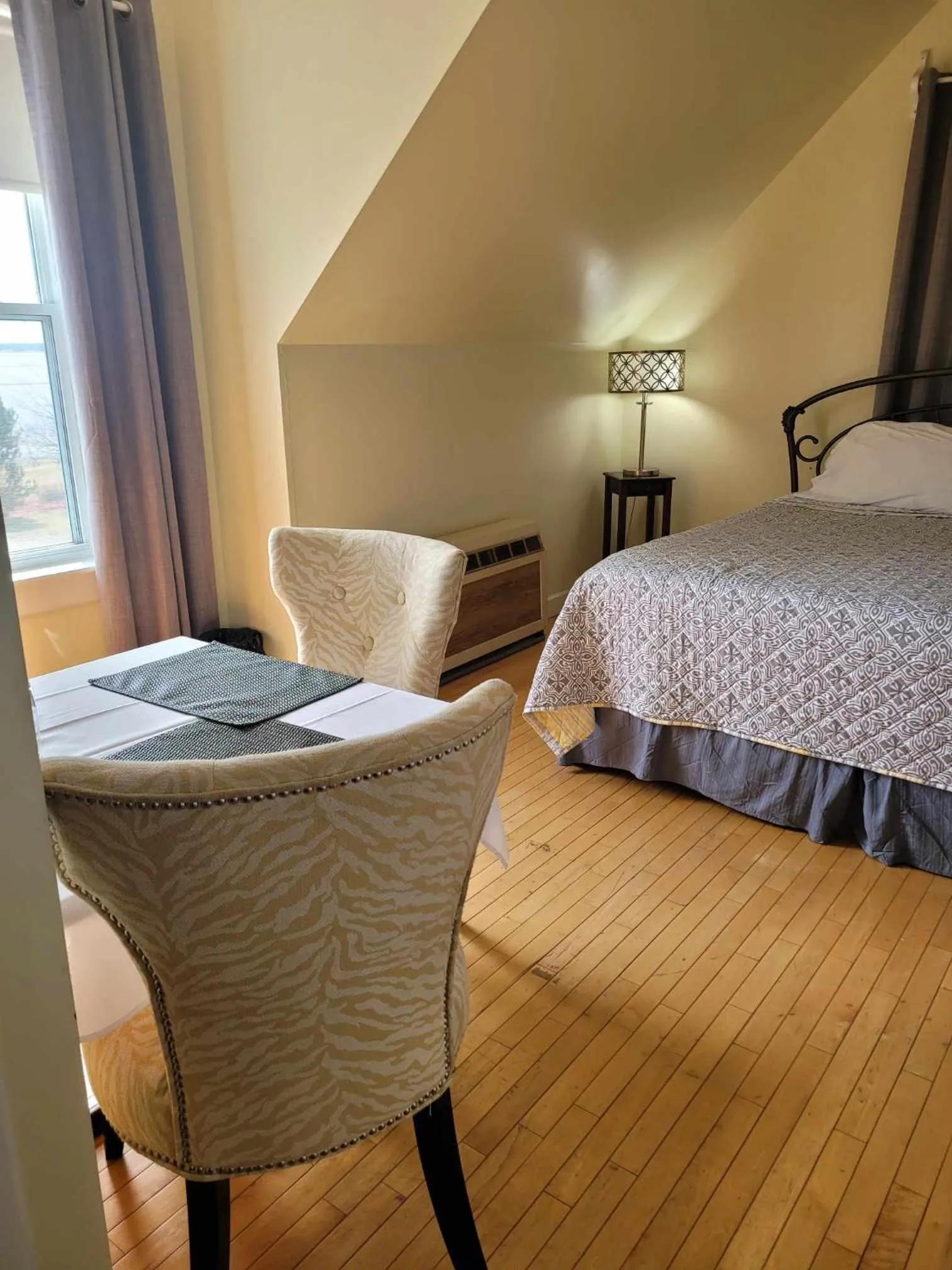 Bed in Auberge Vue d'la Dune - Dune View Inn