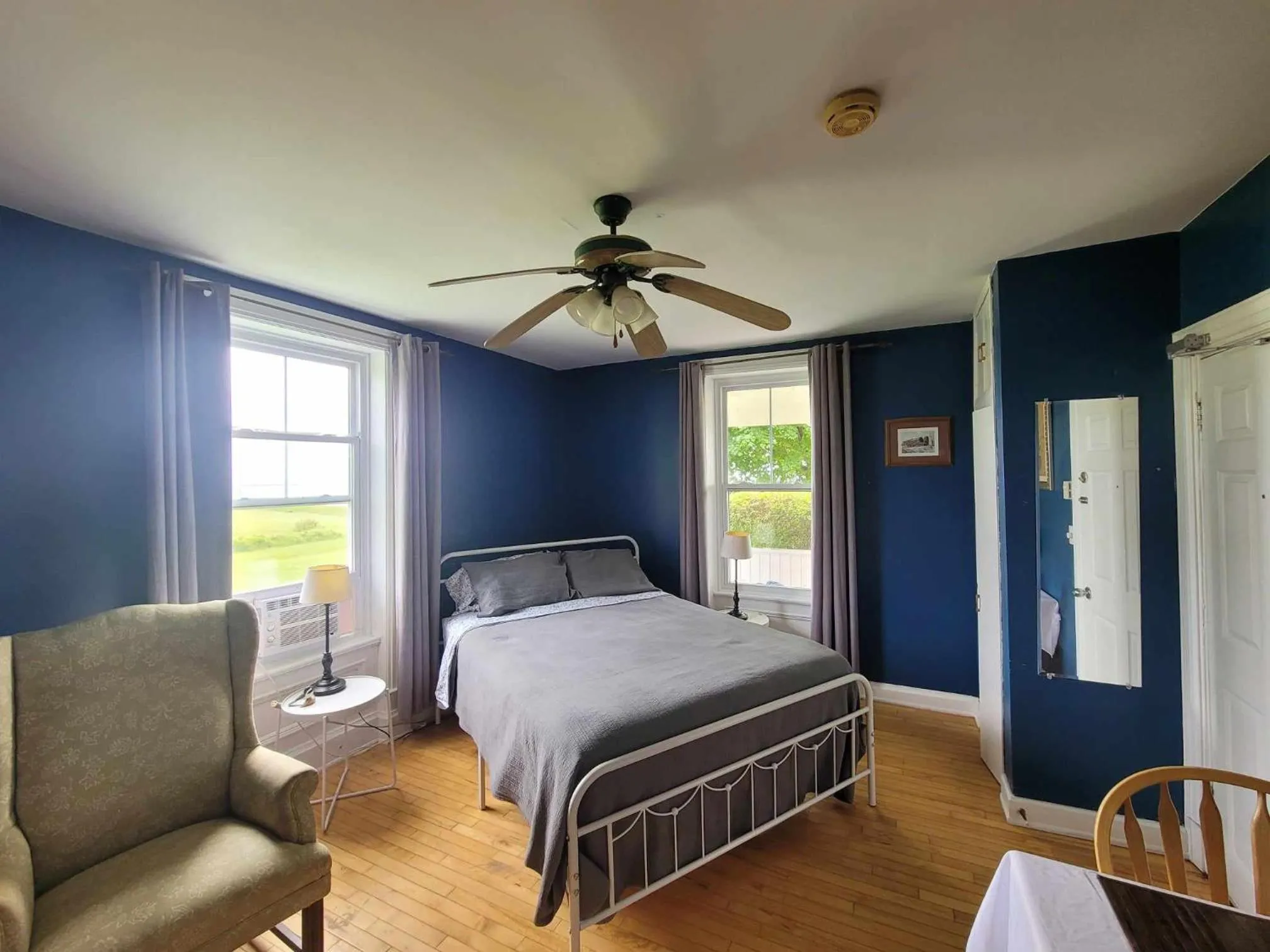 Bed in Auberge Vue d'la Dune - Dune View Inn