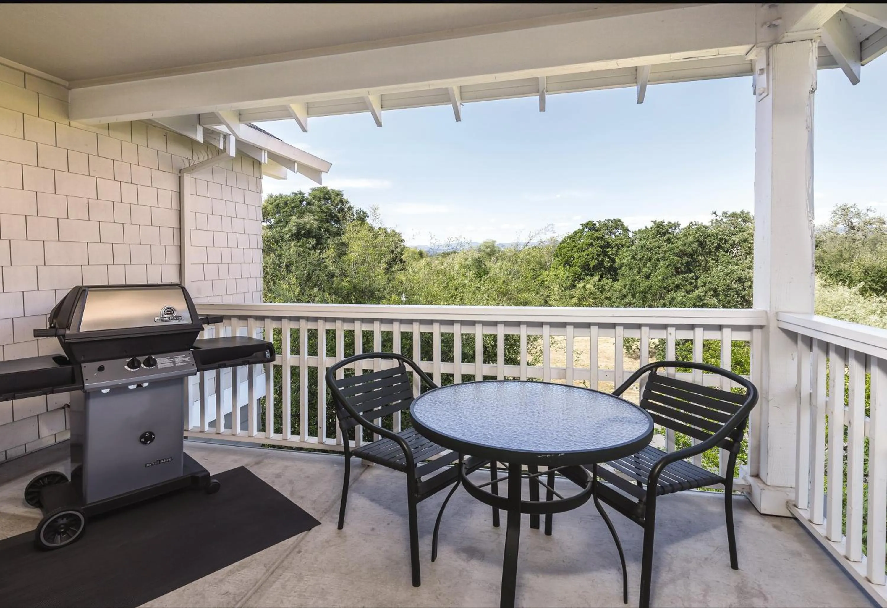 Photo of the whole room in WorldMark Windsor