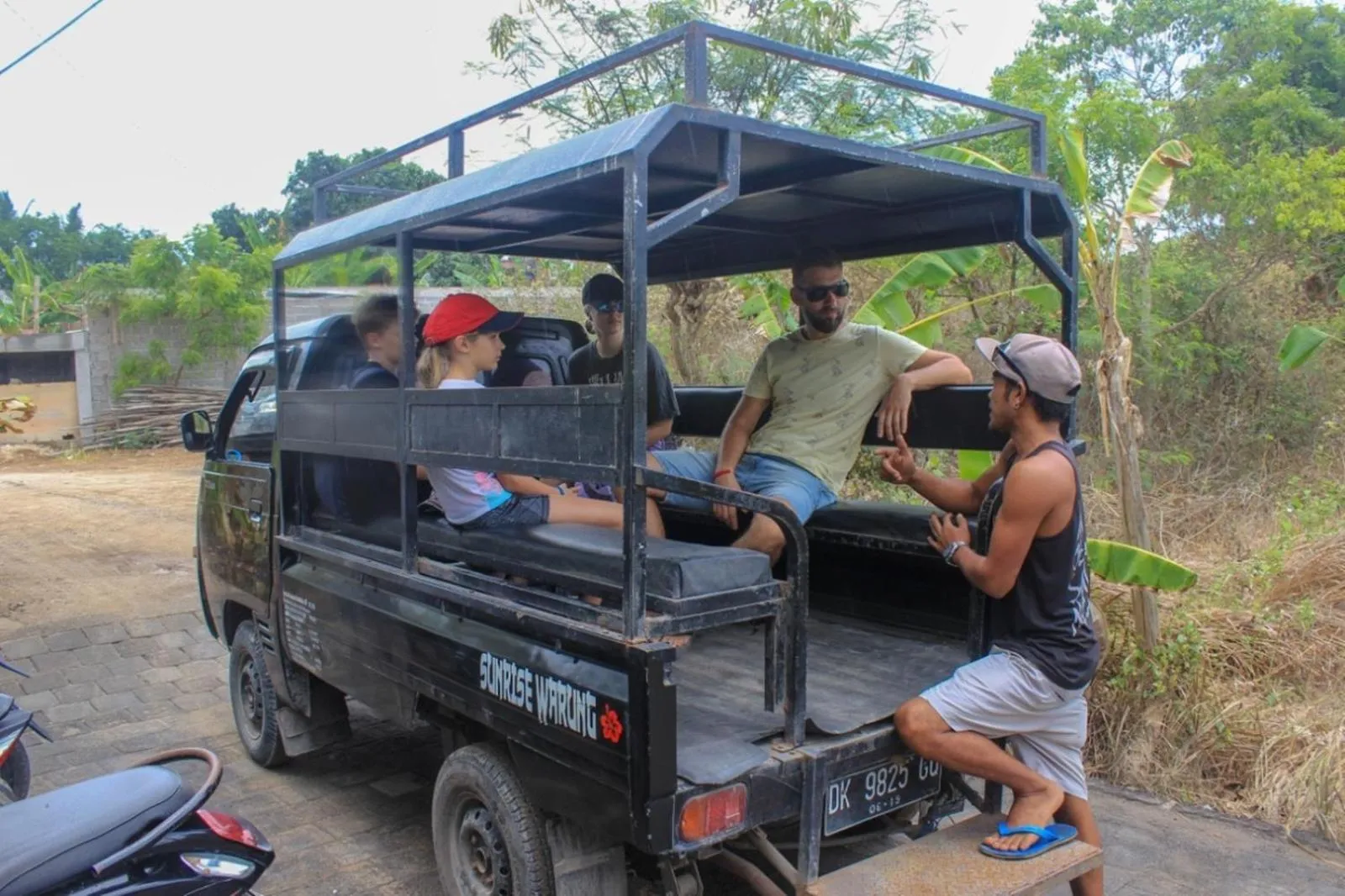 Guests in Pattri Garden Lembongan