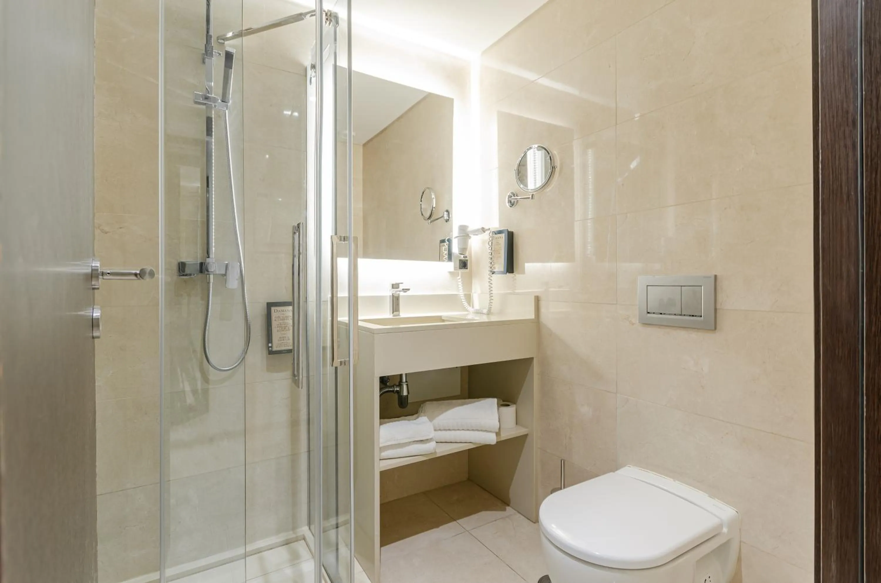 Bathroom in Hotel Alvorada