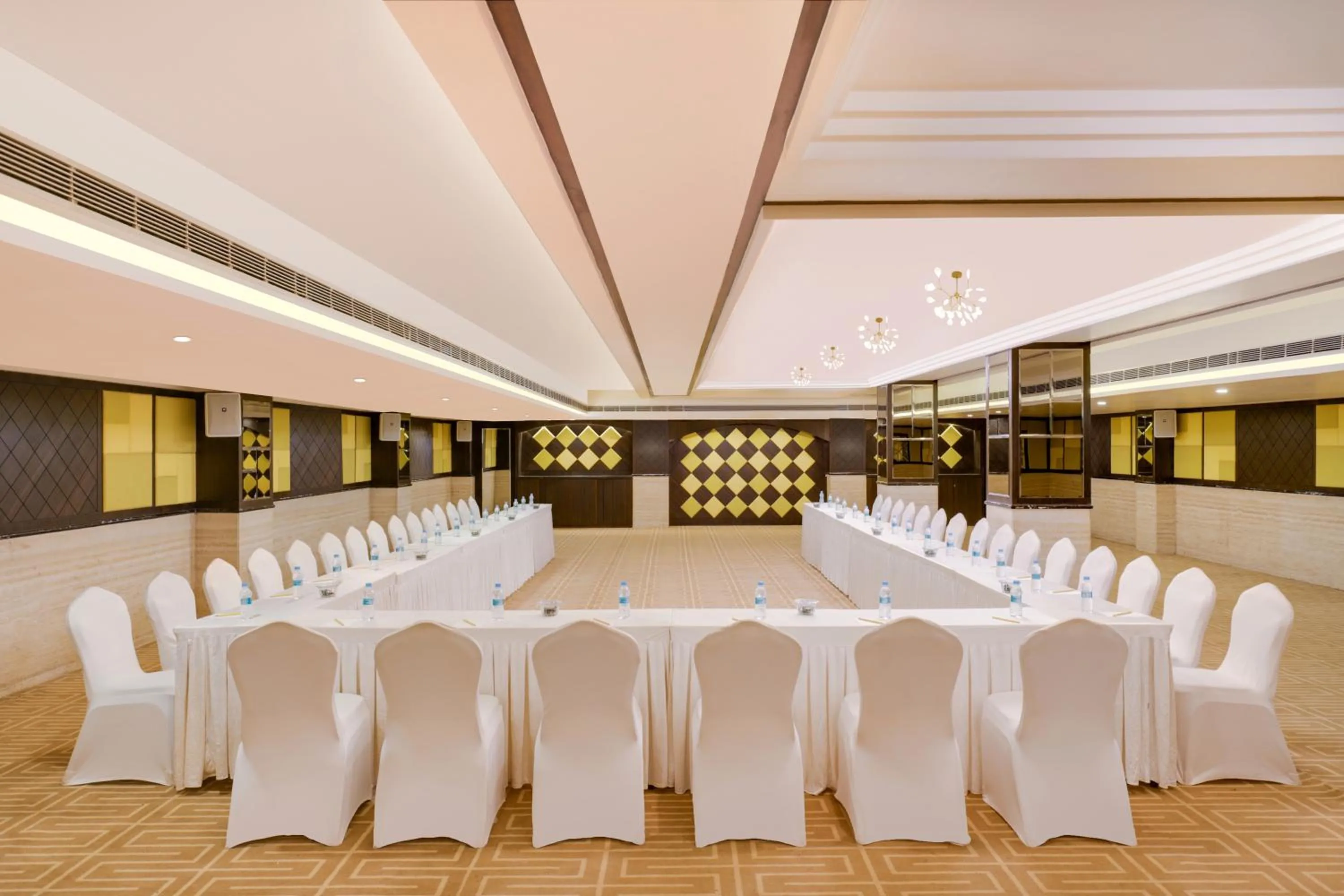 Lemon Tree Hotel, Hubli