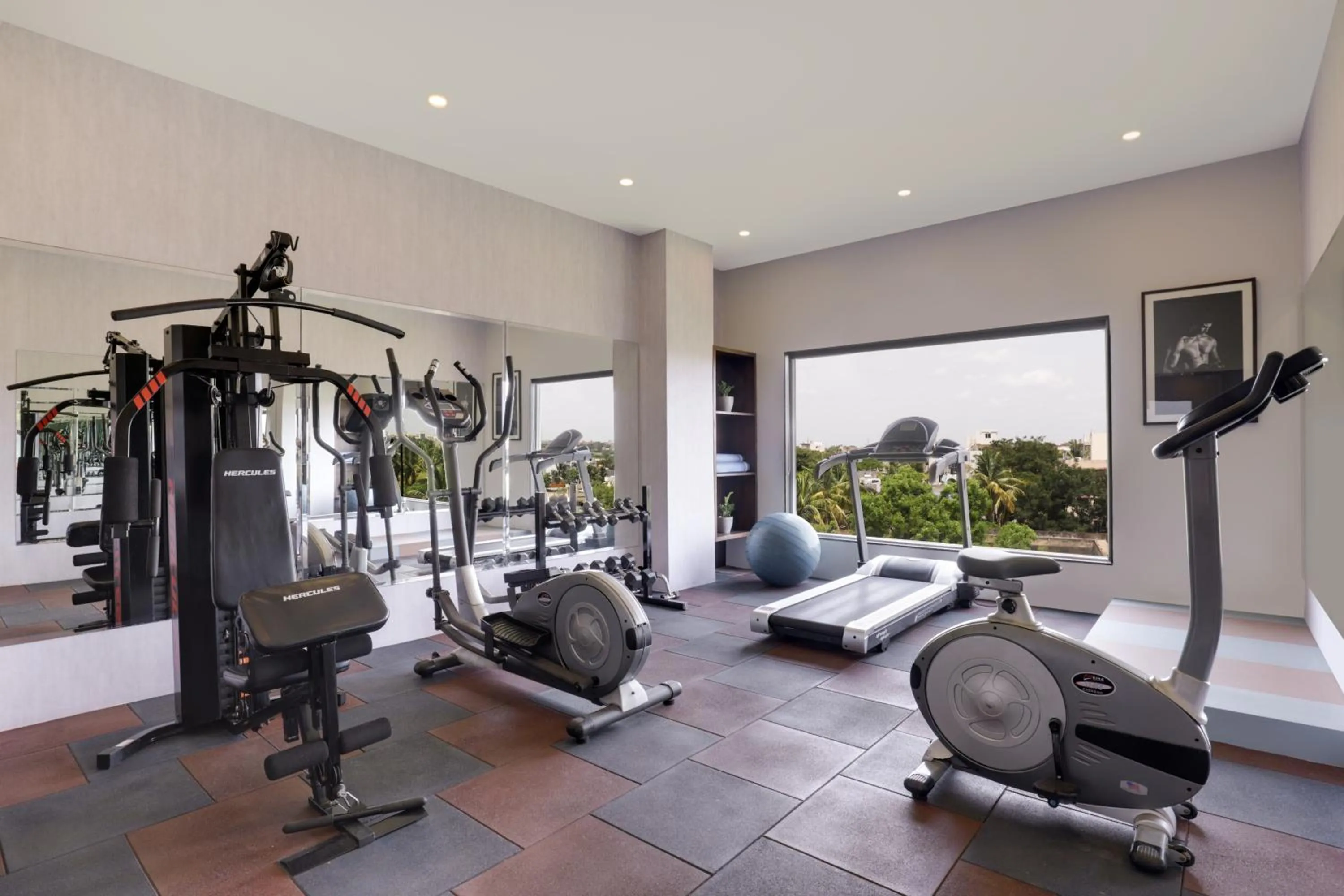 Lemon Tree Hotel, Hubli